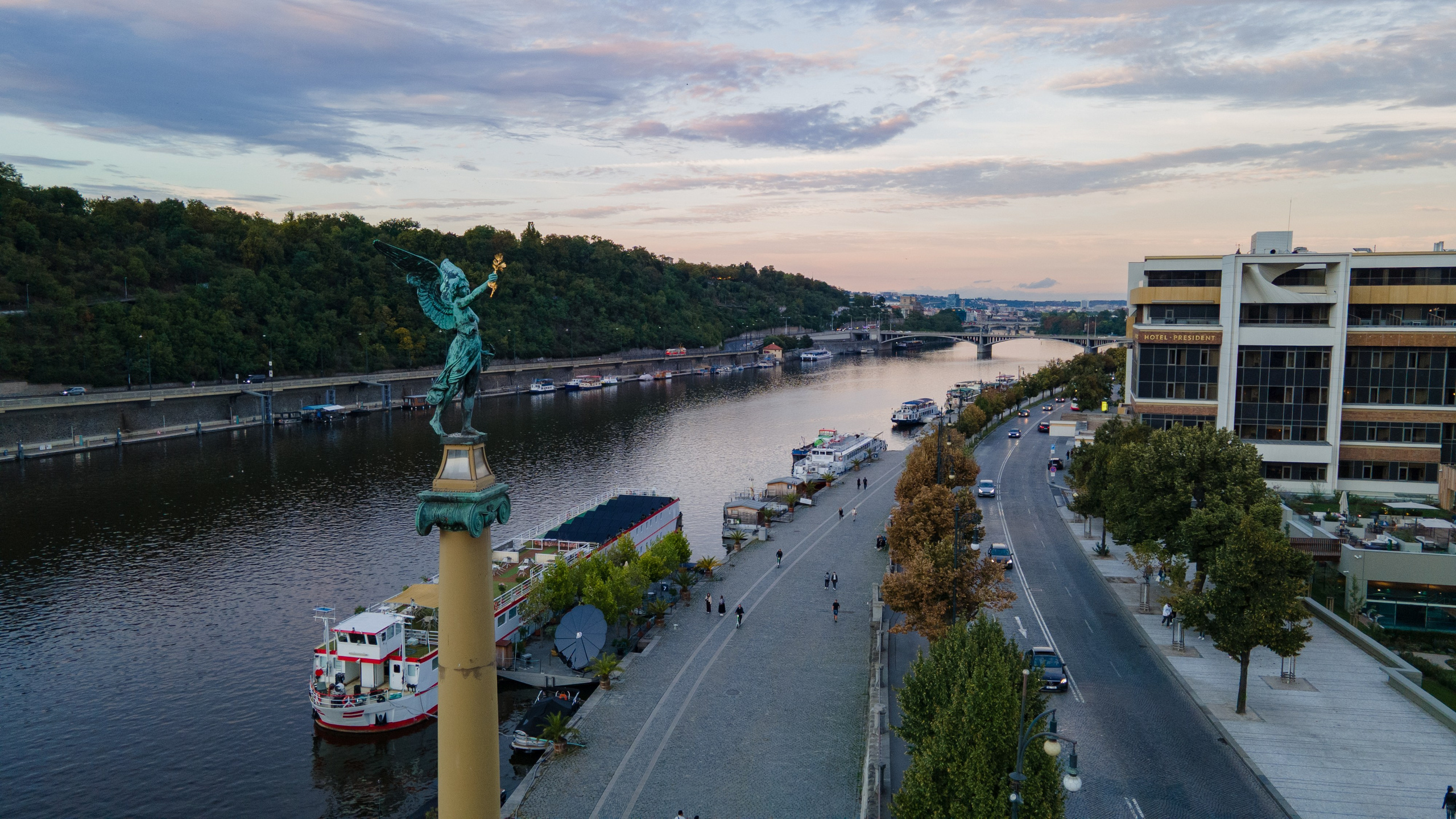 Johanneshof, Prague. AMIR BUCHNIK PHOTOGRAPHER