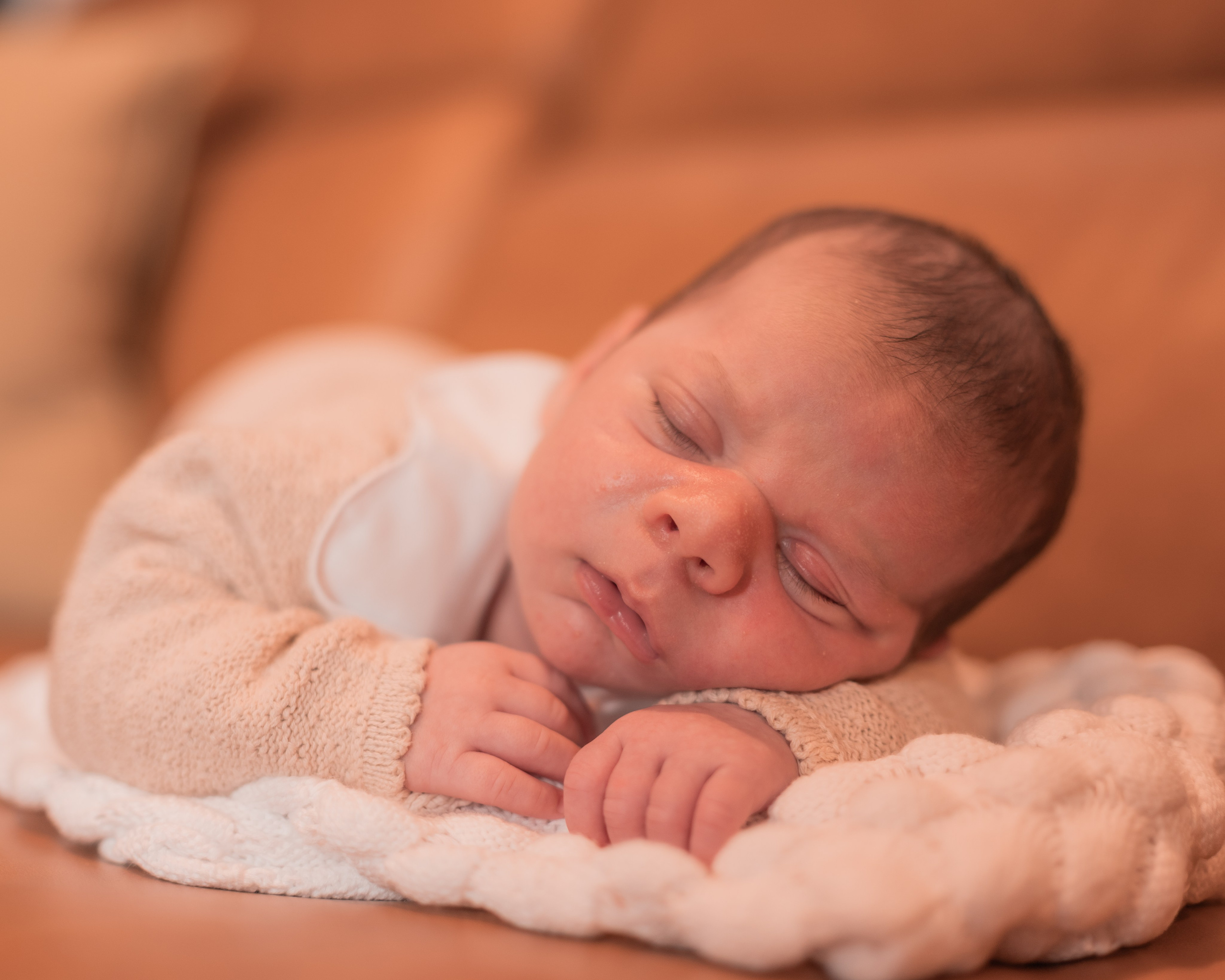 1-month-old baby. Natural and candid photography Jean Santiago