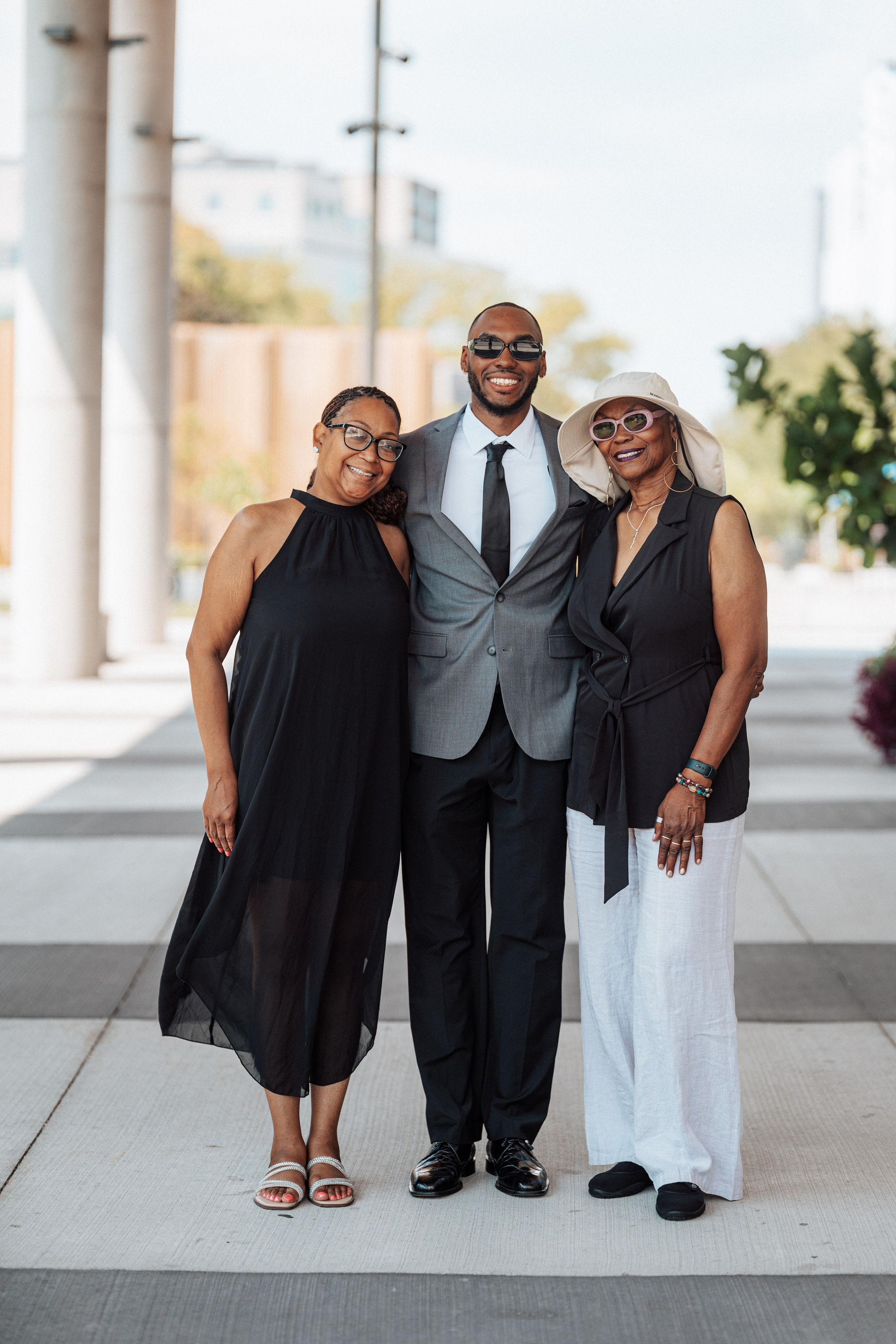 Wedding, Family, Portrait and Commercial Photography Portfolio | Photographer in Windsor & Toronto, Ontario. Inna Kovaleva — Photographer in Windsor/Toronto, ON