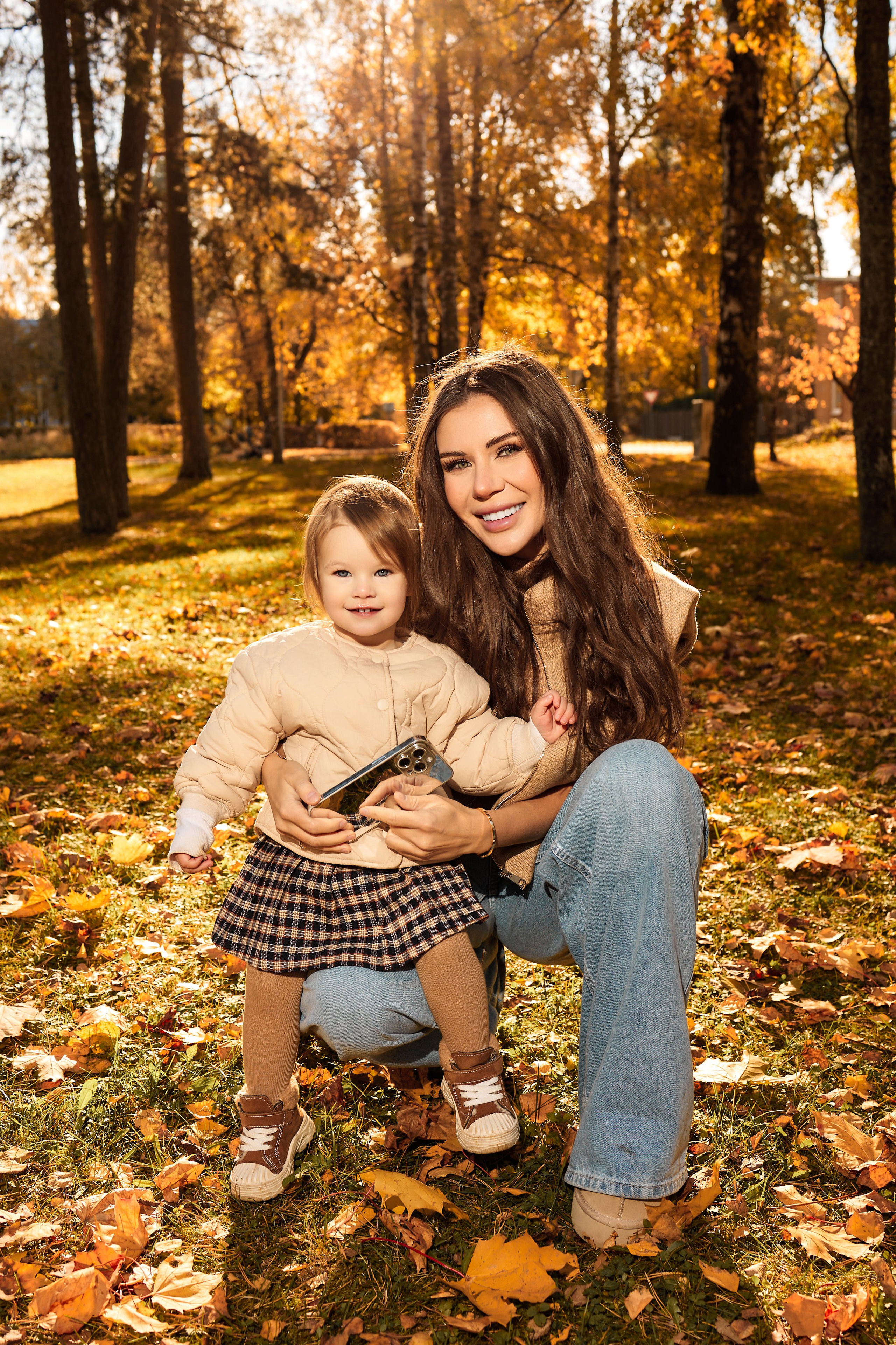 Family photo shoot for a millionaire blogger. Destination wedding and fashion photographer in Riga Igor Davidovich
