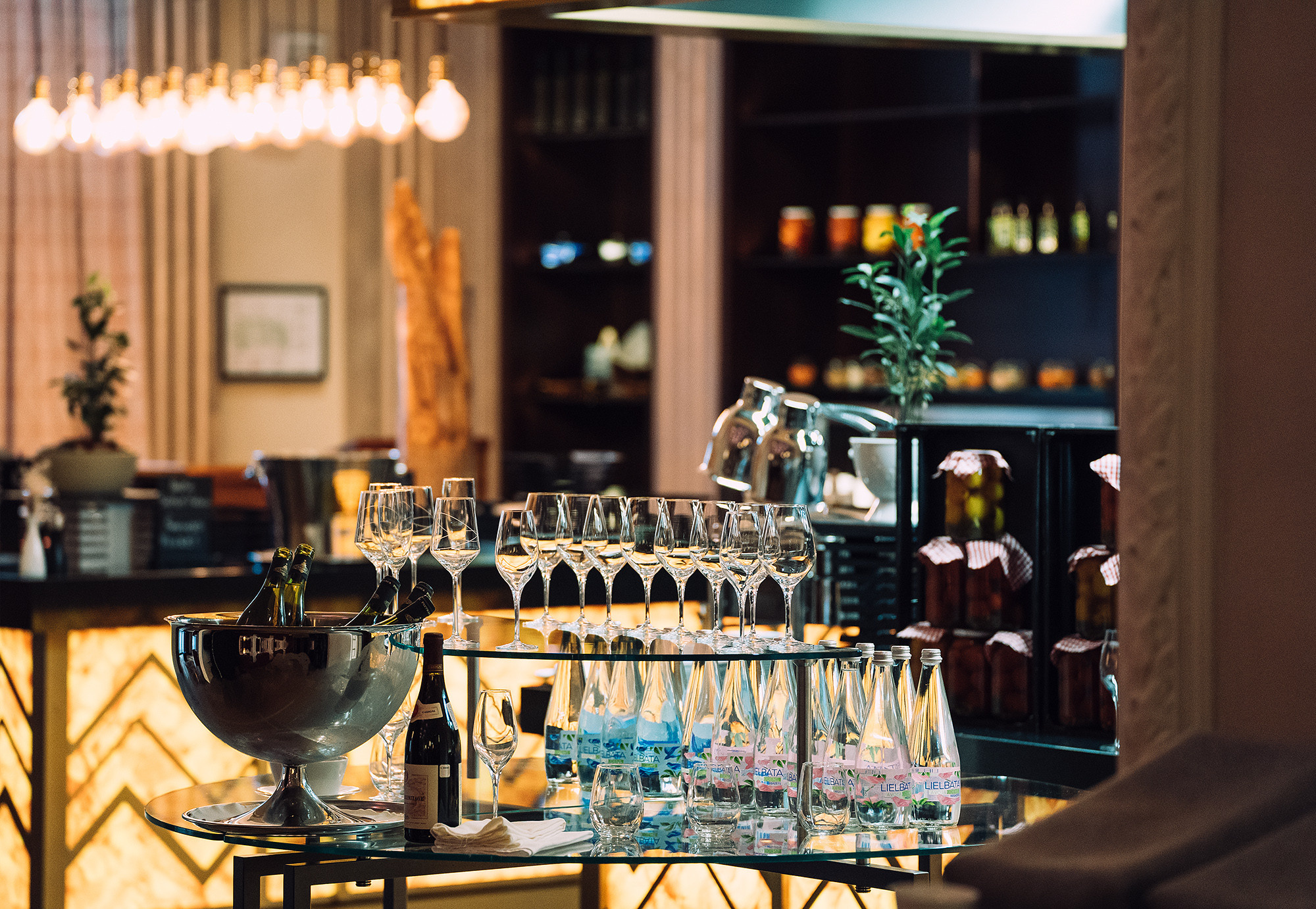 Novatours. Свадебный фотограф в Риге Юрий Кор