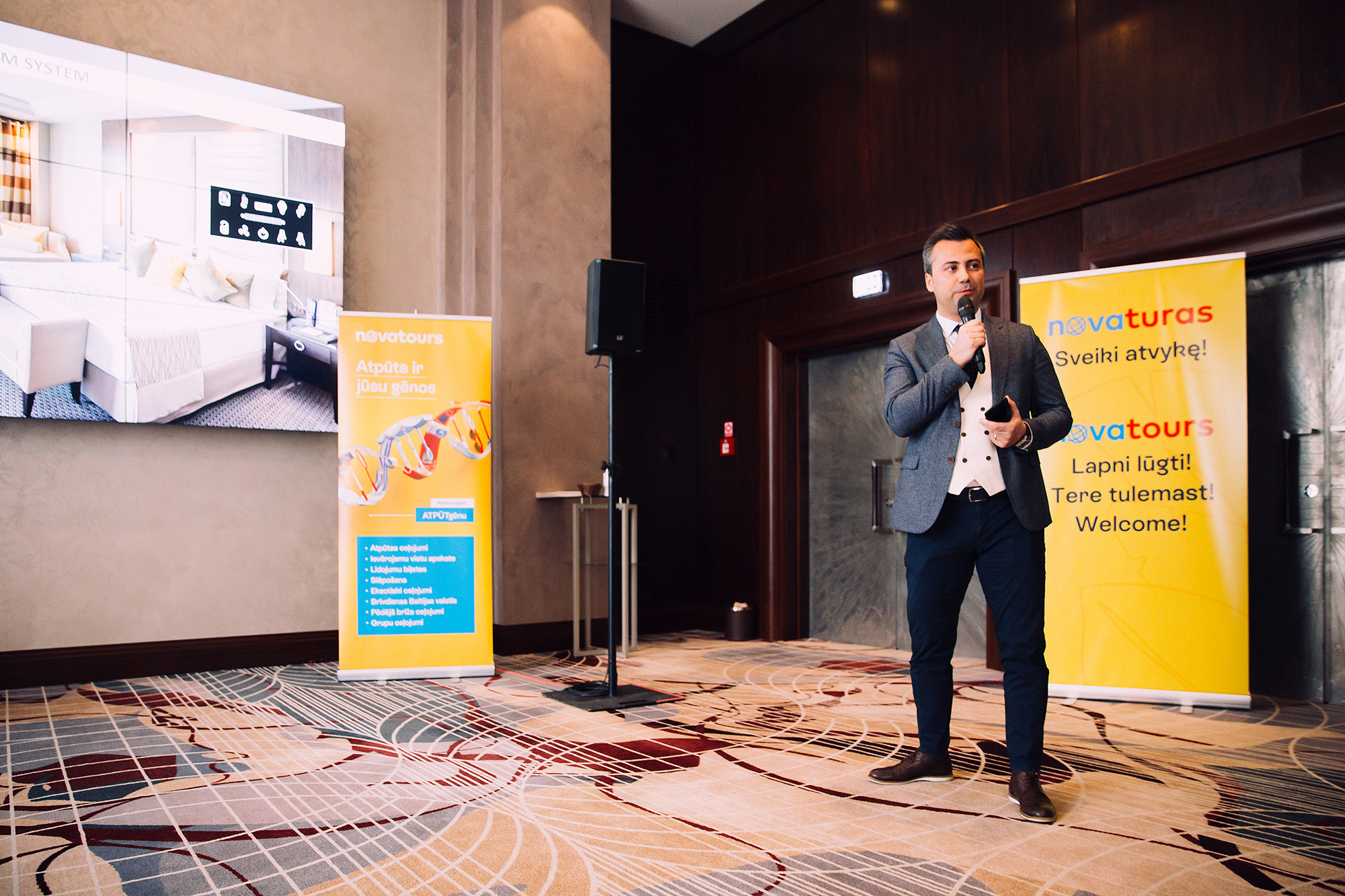 Novatours. Свадебный фотограф в Риге Юрий Кор