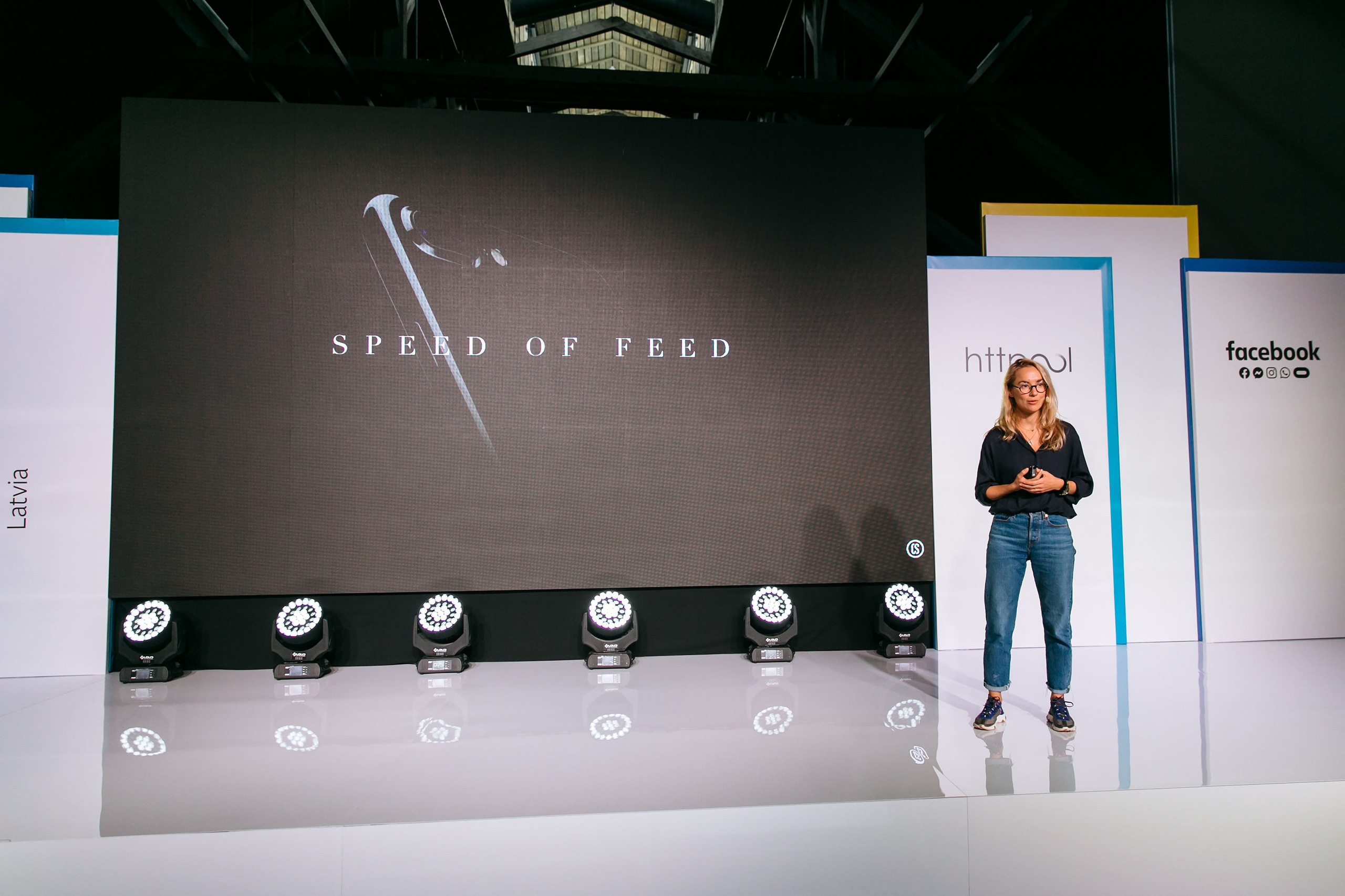 Hello Facebook. Kāzu fotogrāfs Rīgā Yury Kor