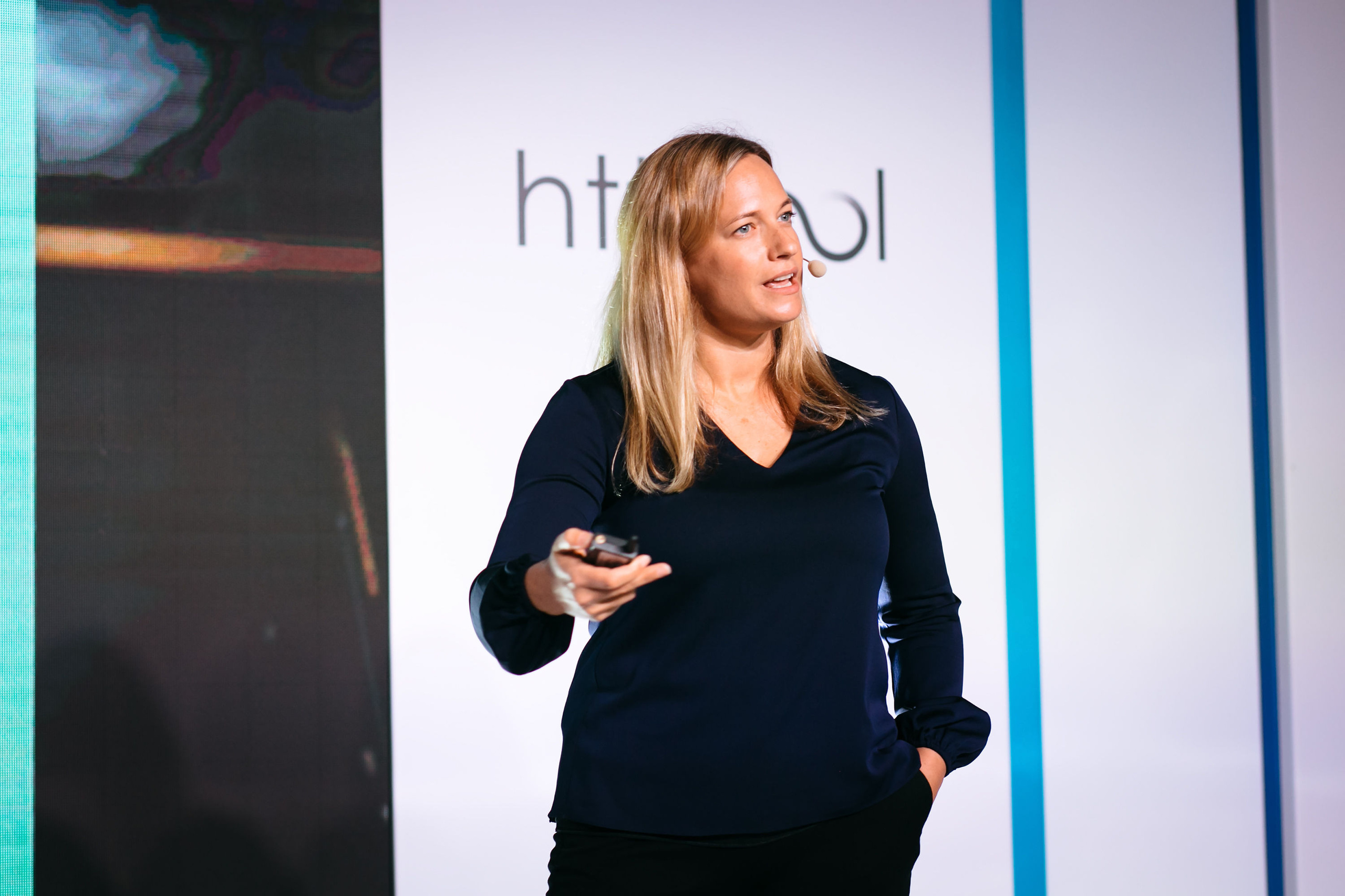 Hello Facebook. Kāzu fotogrāfs Rīgā Yury Kor