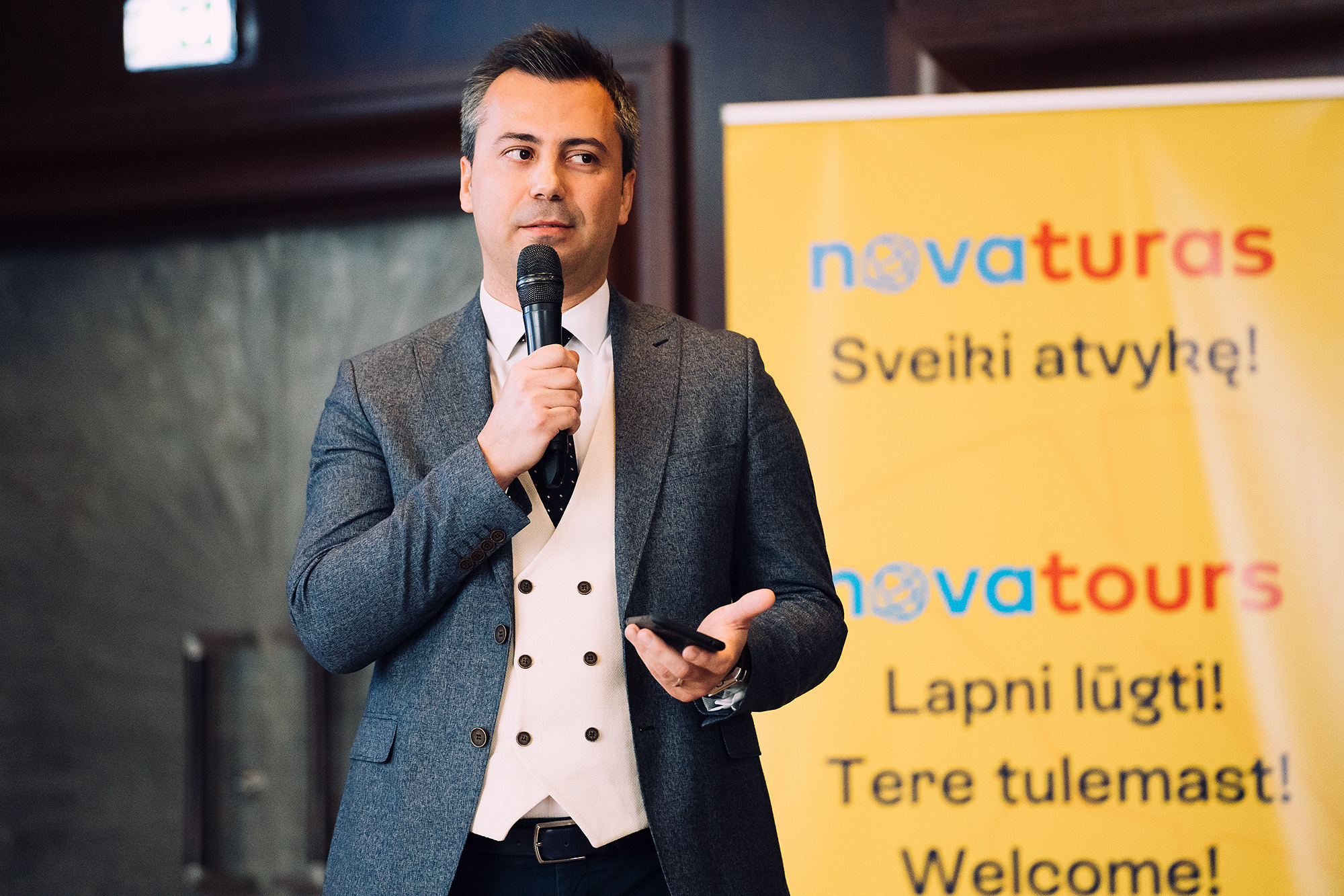 Novatours. Свадебный фотограф в Риге Юрий Кор