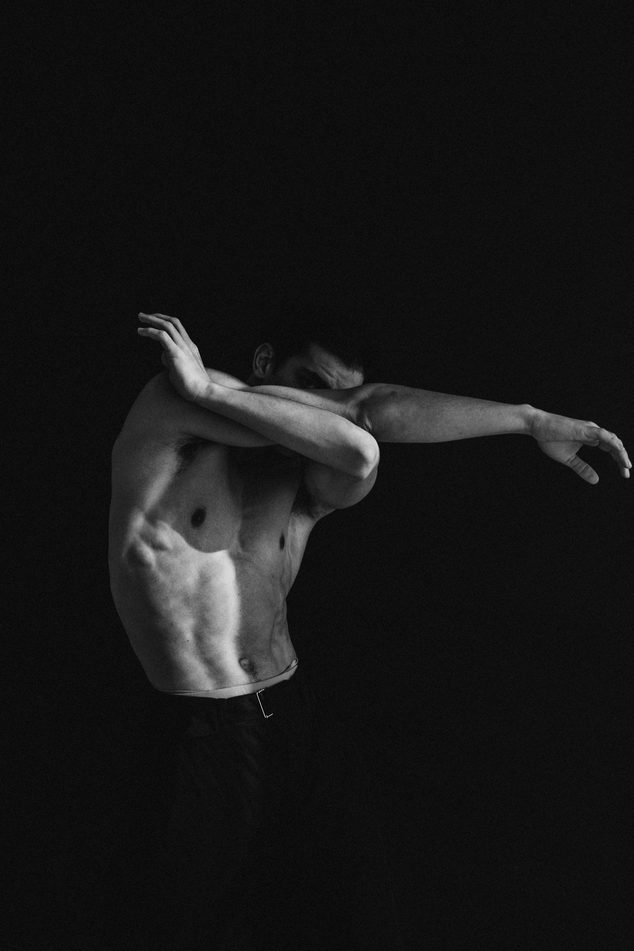 DANCERS. Victoria Olonen – Cinematic Portrait Artist | Helsinki & Europe
