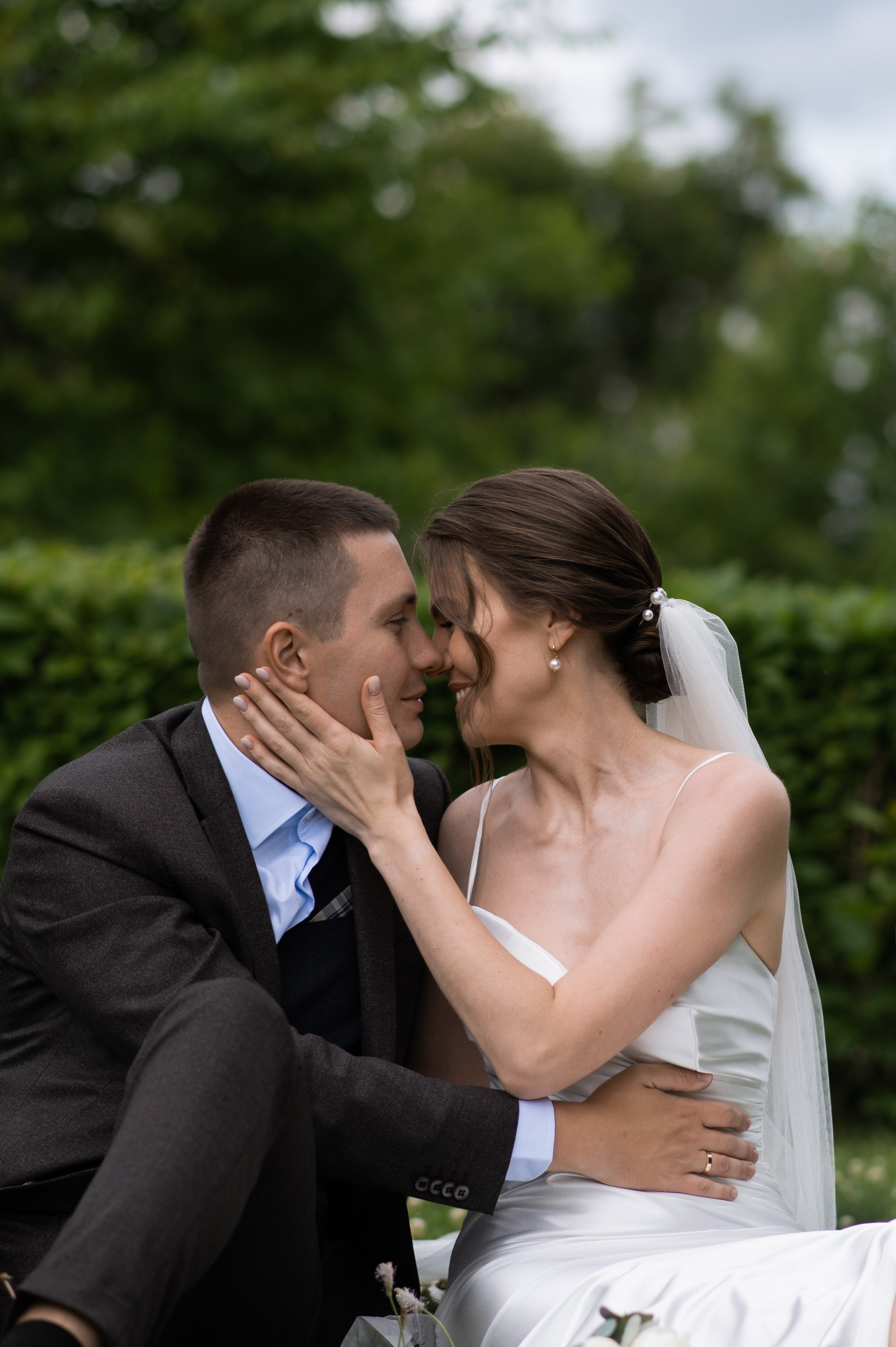 Light. Wedding and commercial photographer