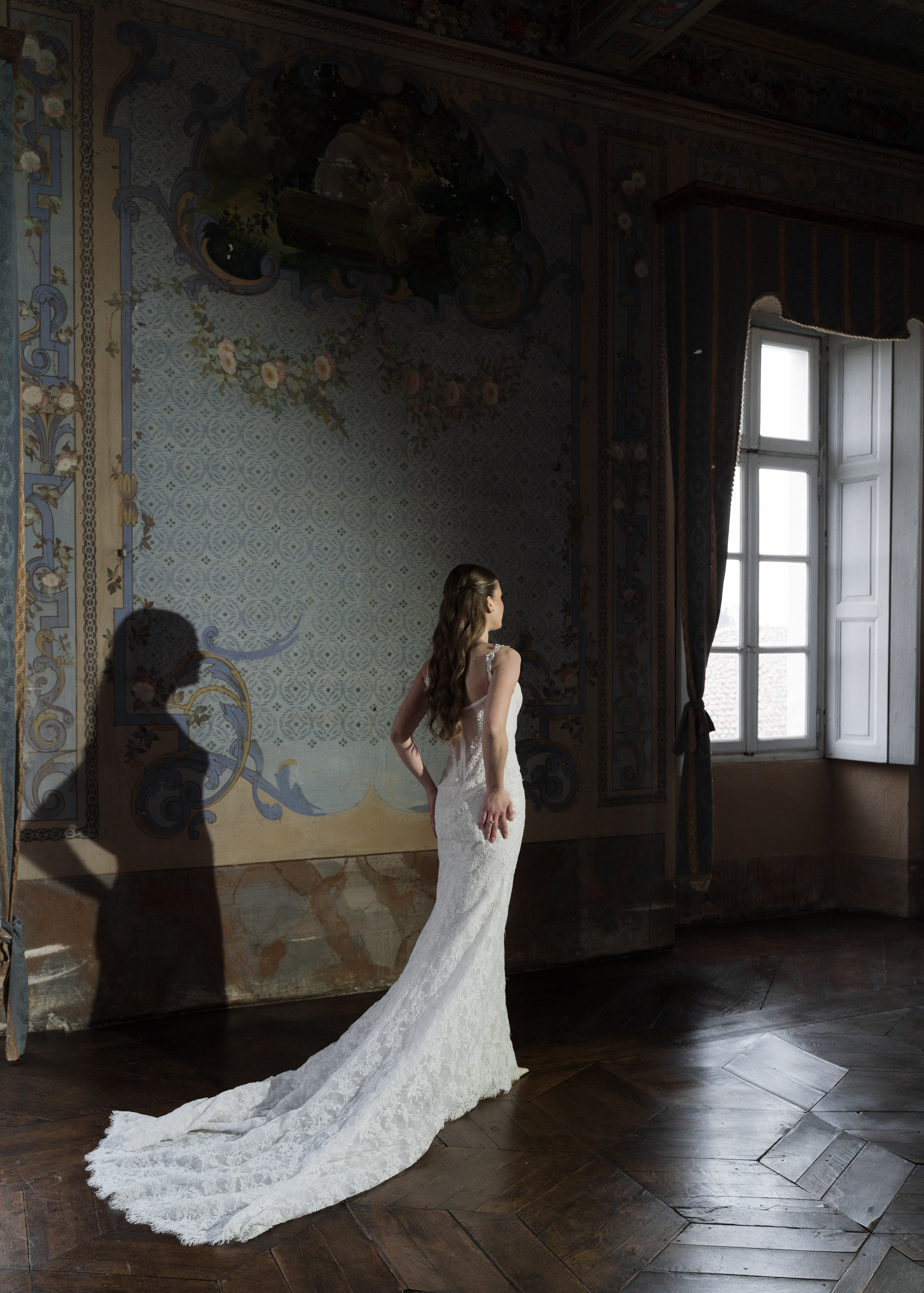 Intimate wedding in Milan. Proposal Photographer in Lake Como