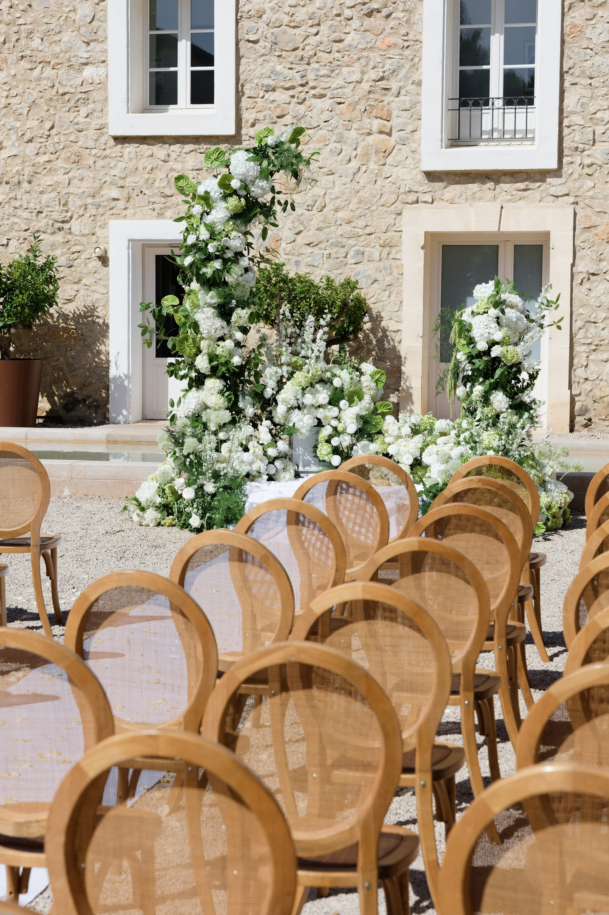 Wedding at Château L’Hospitalet in Narbonne, France. Destination Wedding Photographer — Nikita Burtsev