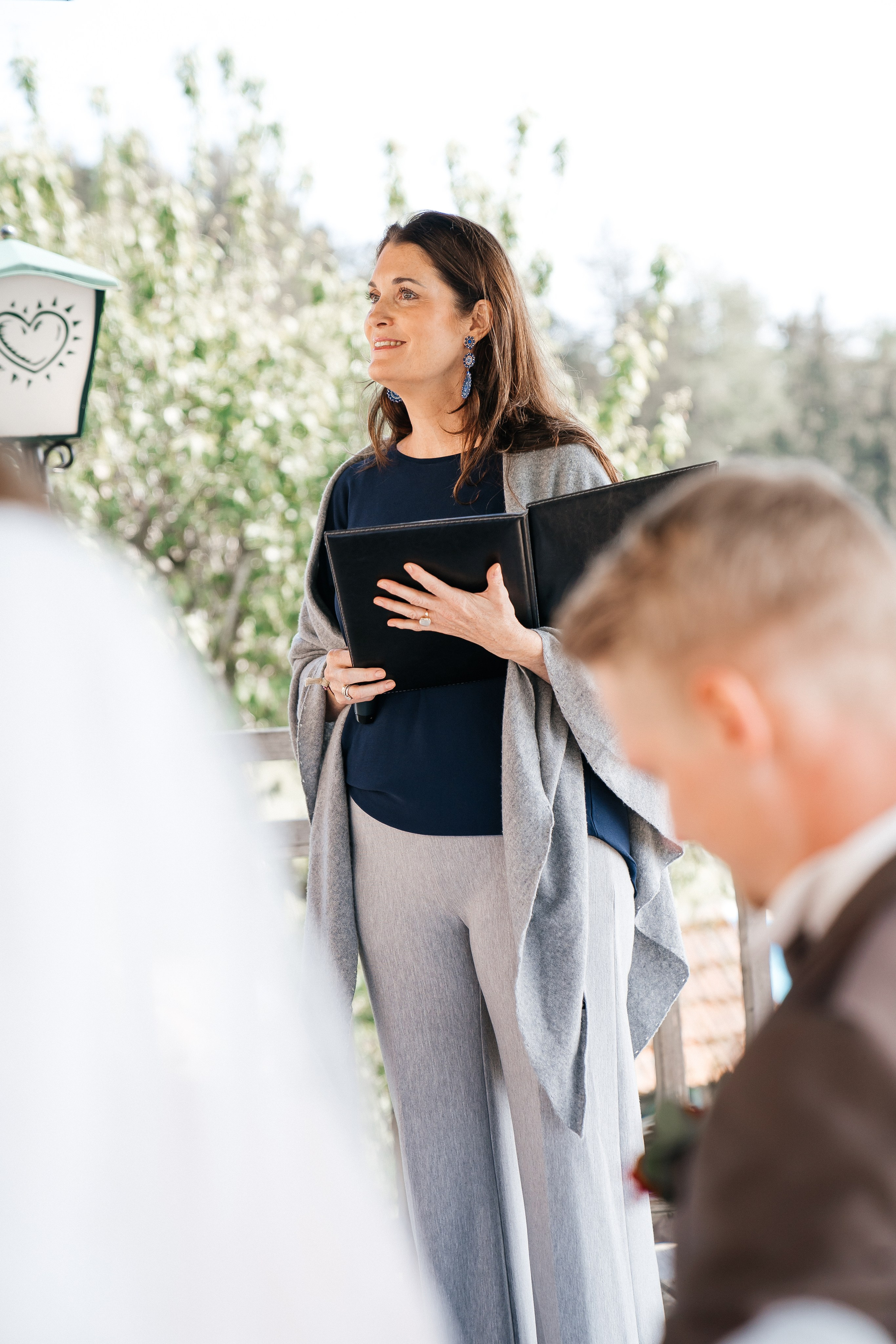 Christina und Fabio. Hallo, ich bin Nadya - Fotografin aus Linz, Oberösterreich