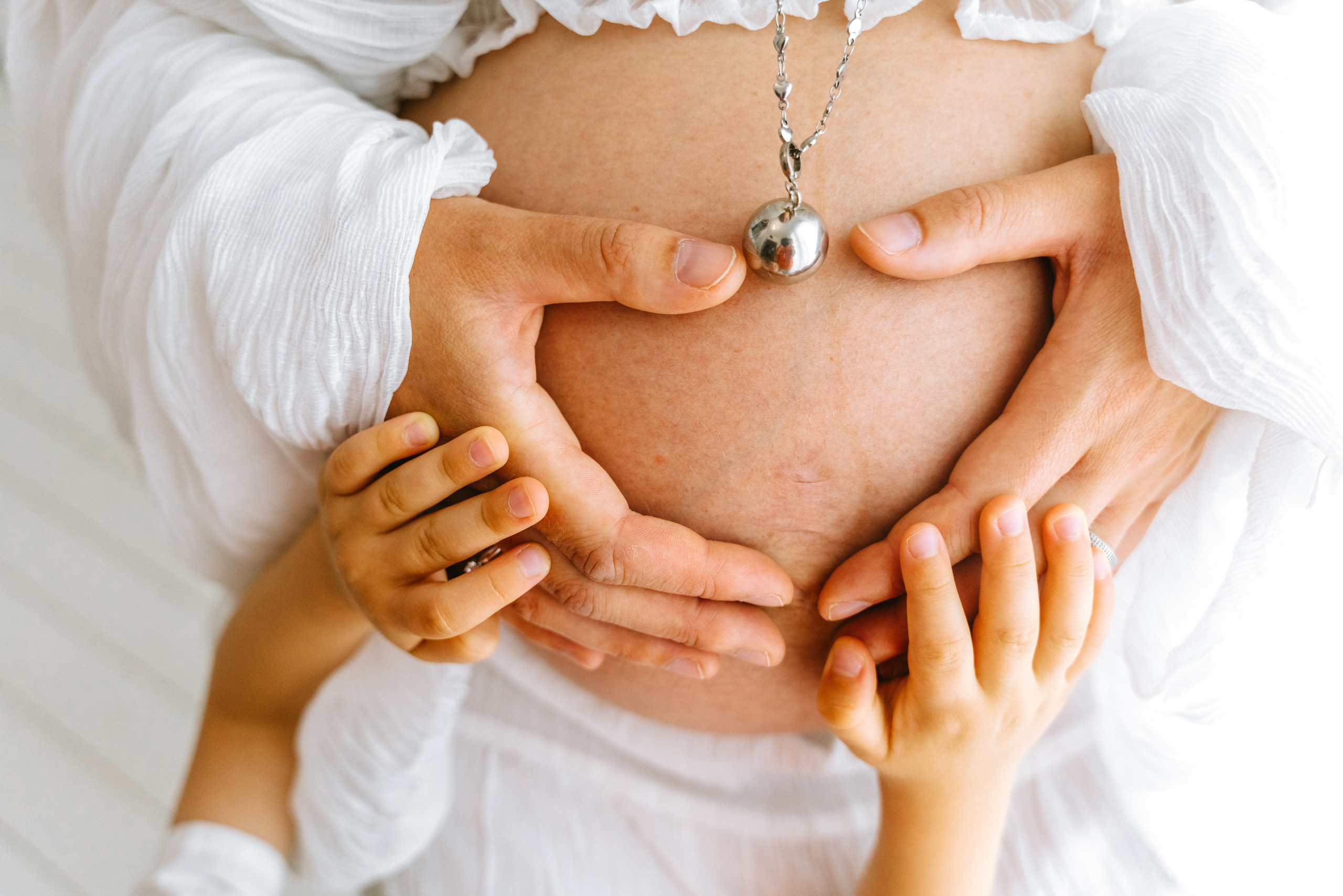 MATERNITY. Svitlana Miahka fotografa a Genova