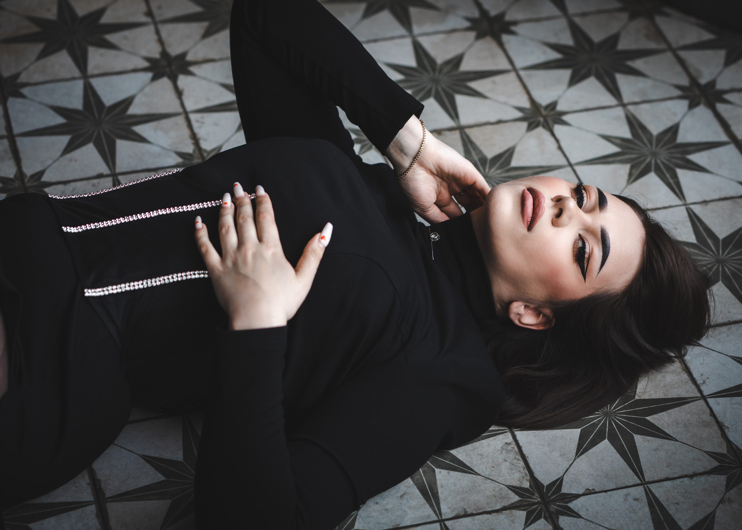 Bath. Professional wedding photographer in Copenhagen, Denmark — Julia Byron