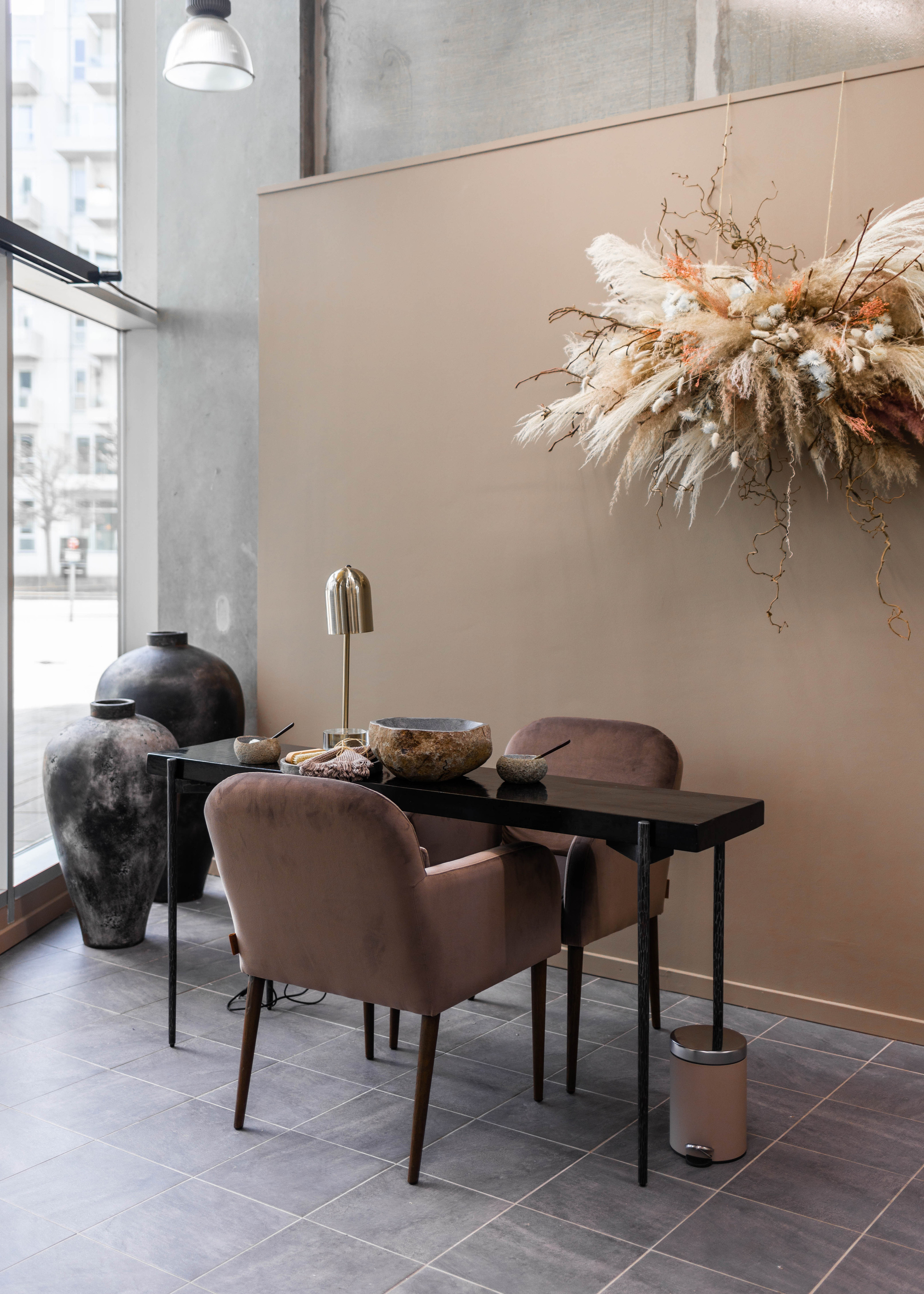 UKIYO beauty salon. Professional wedding photographer in Copenhagen, Denmark — Julia Byron