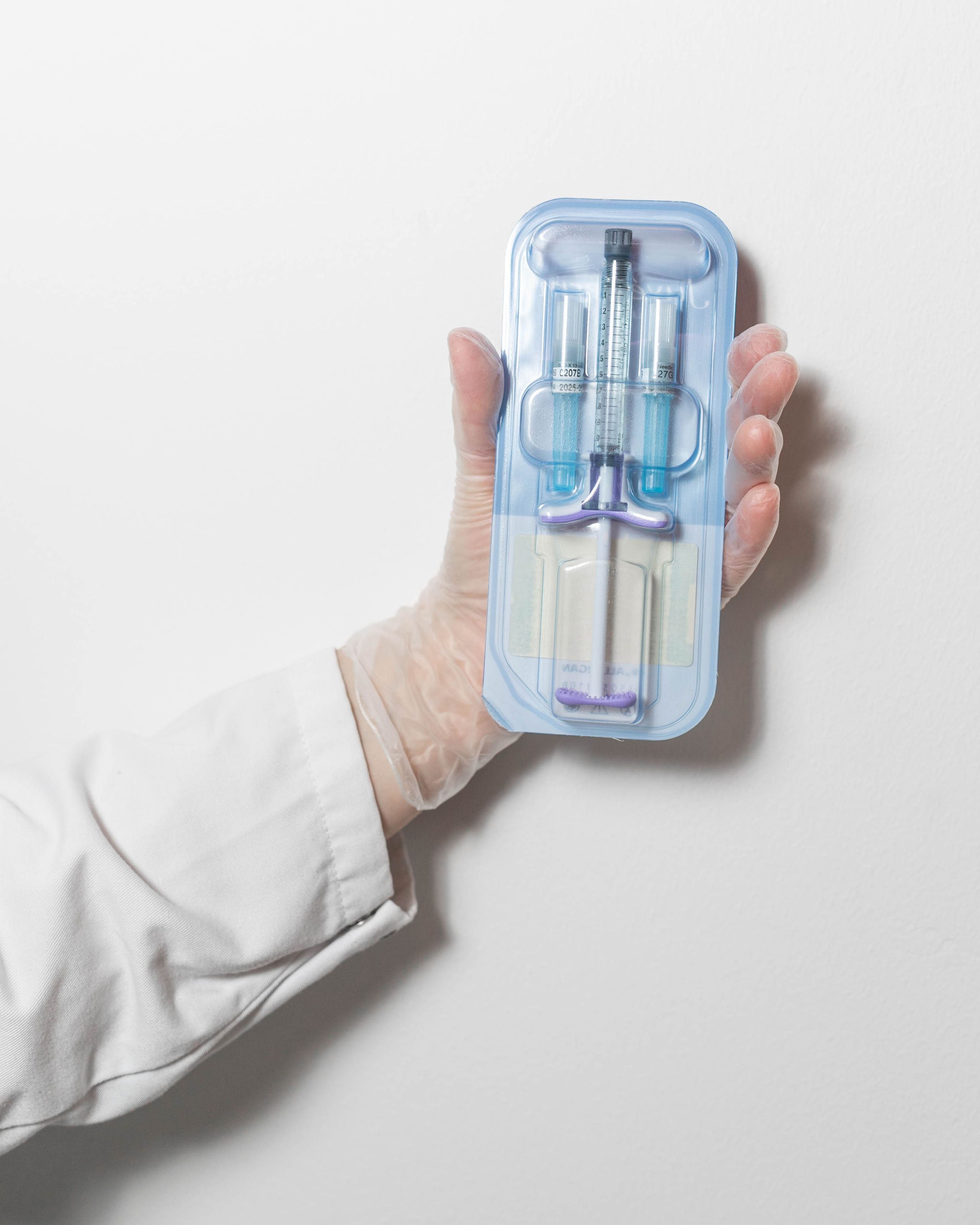 Botox and fillers. Professional wedding photographer in Copenhagen, Denmark — Julia Byron