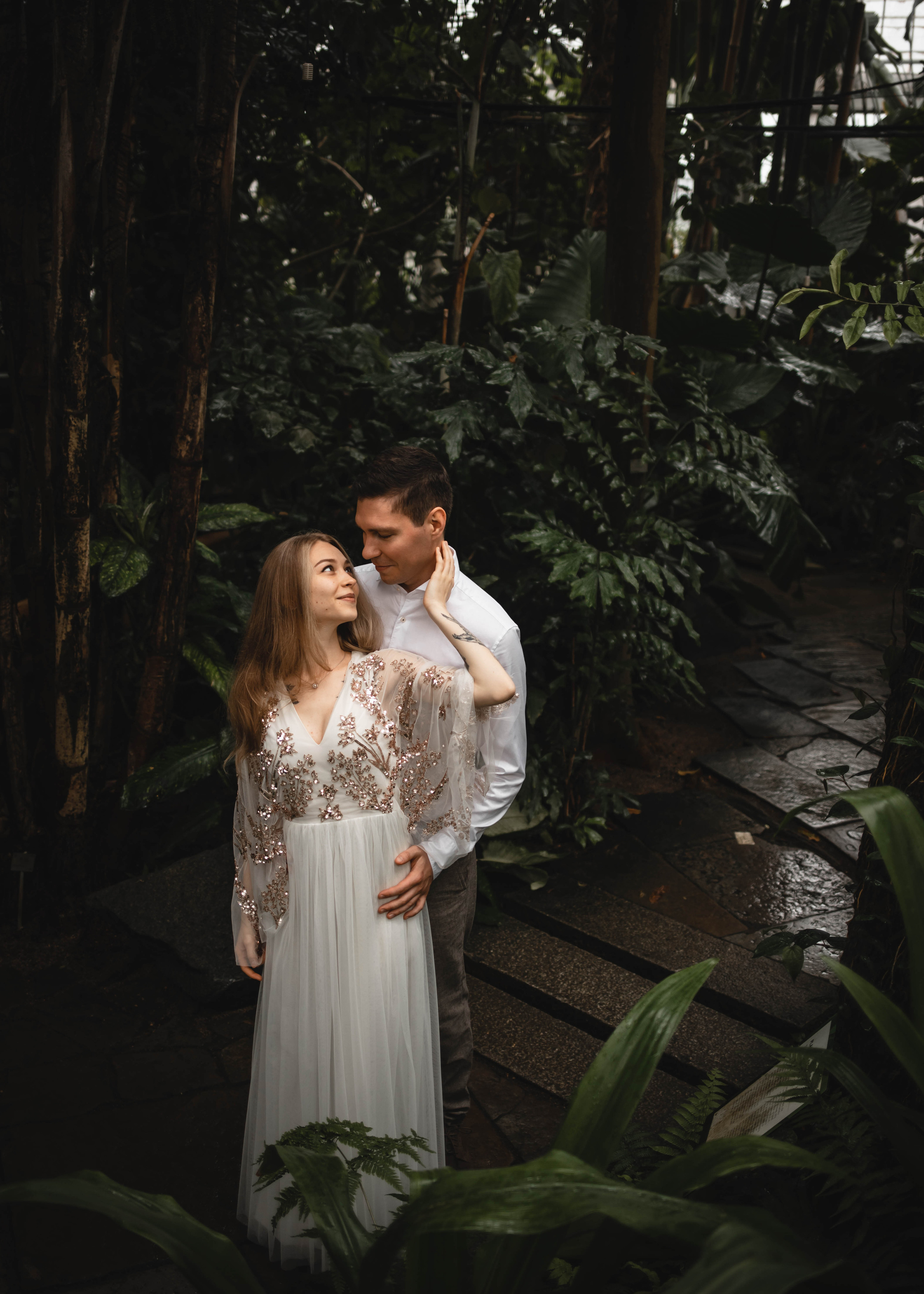 Botanic garden. Professional wedding photographer in Copenhagen, Denmark — Julia Byron