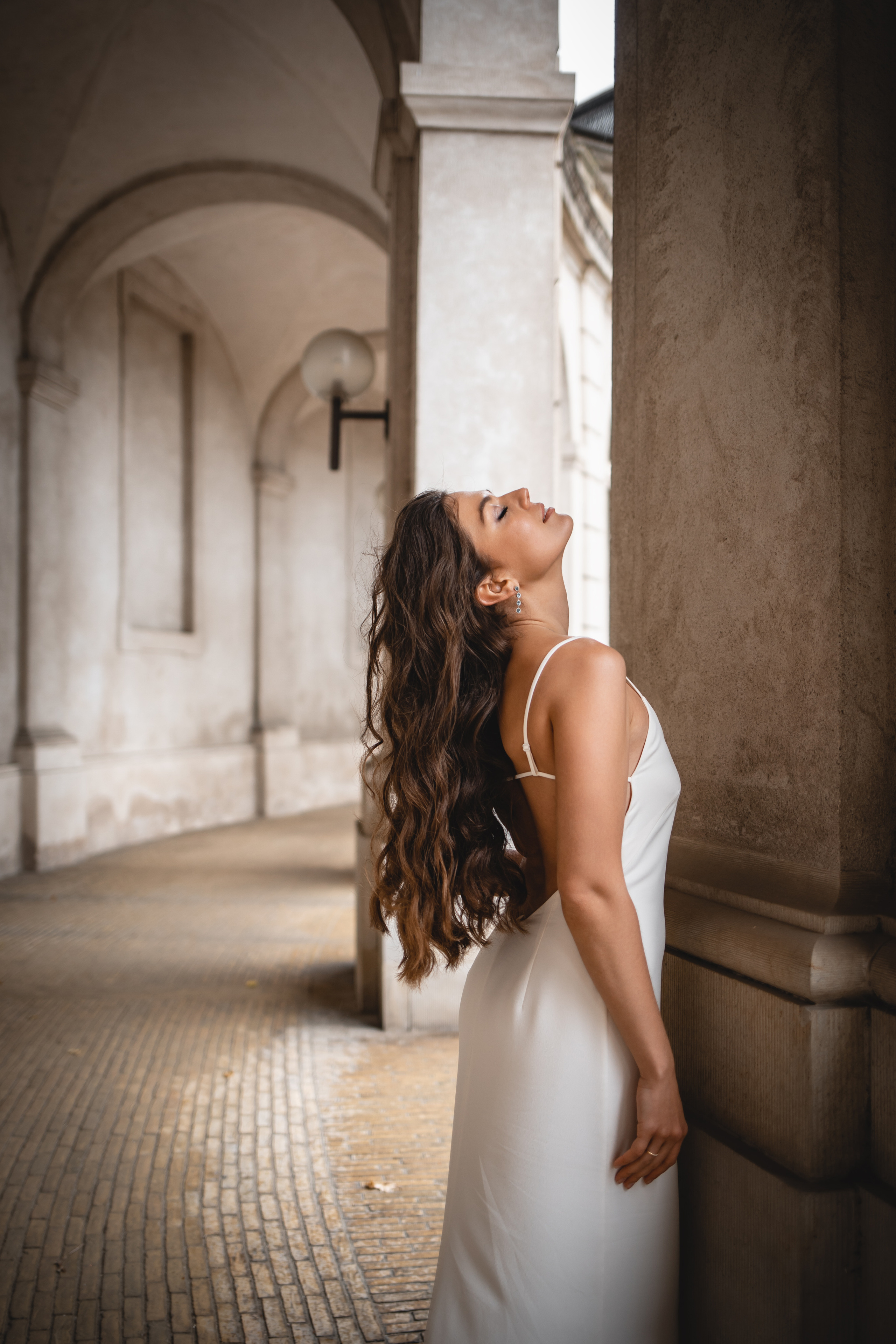 Under the rain. Professional wedding photographer in Copenhagen, Denmark — Julia Byron