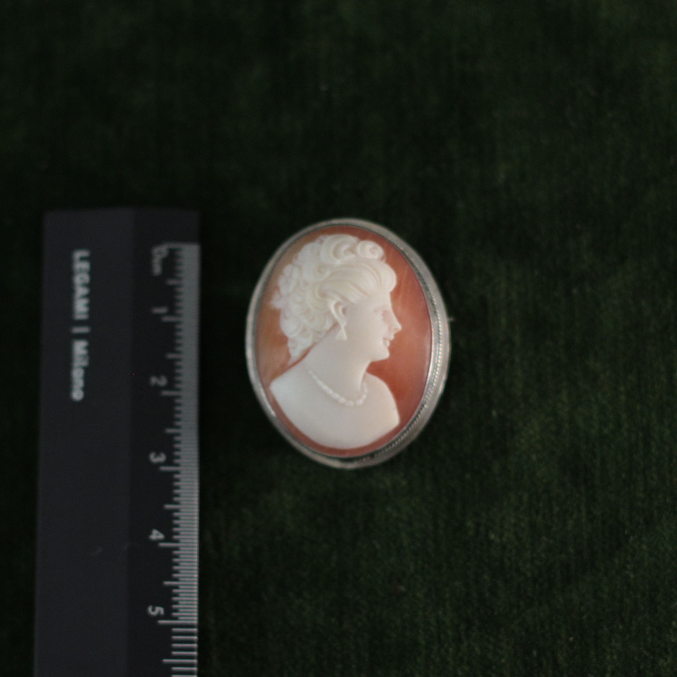 Cameowomannew. Современнные и актикварные украшения в Барселоне, Москве и Санкт-Петербурге