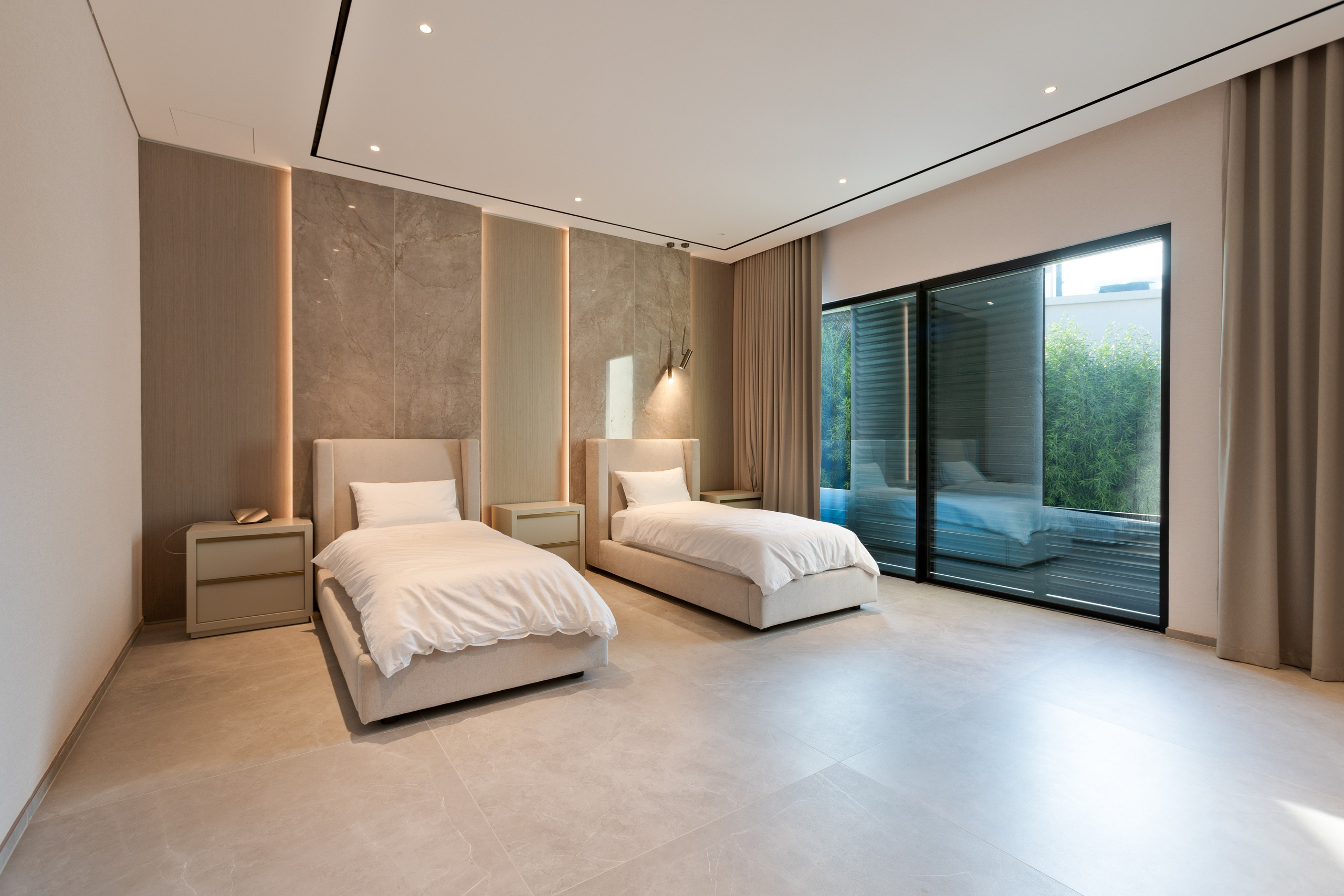 Luxury Villa — Emirates Hill. Samy Mar Boy │Portrait, Automotive and Real Estate Photographer