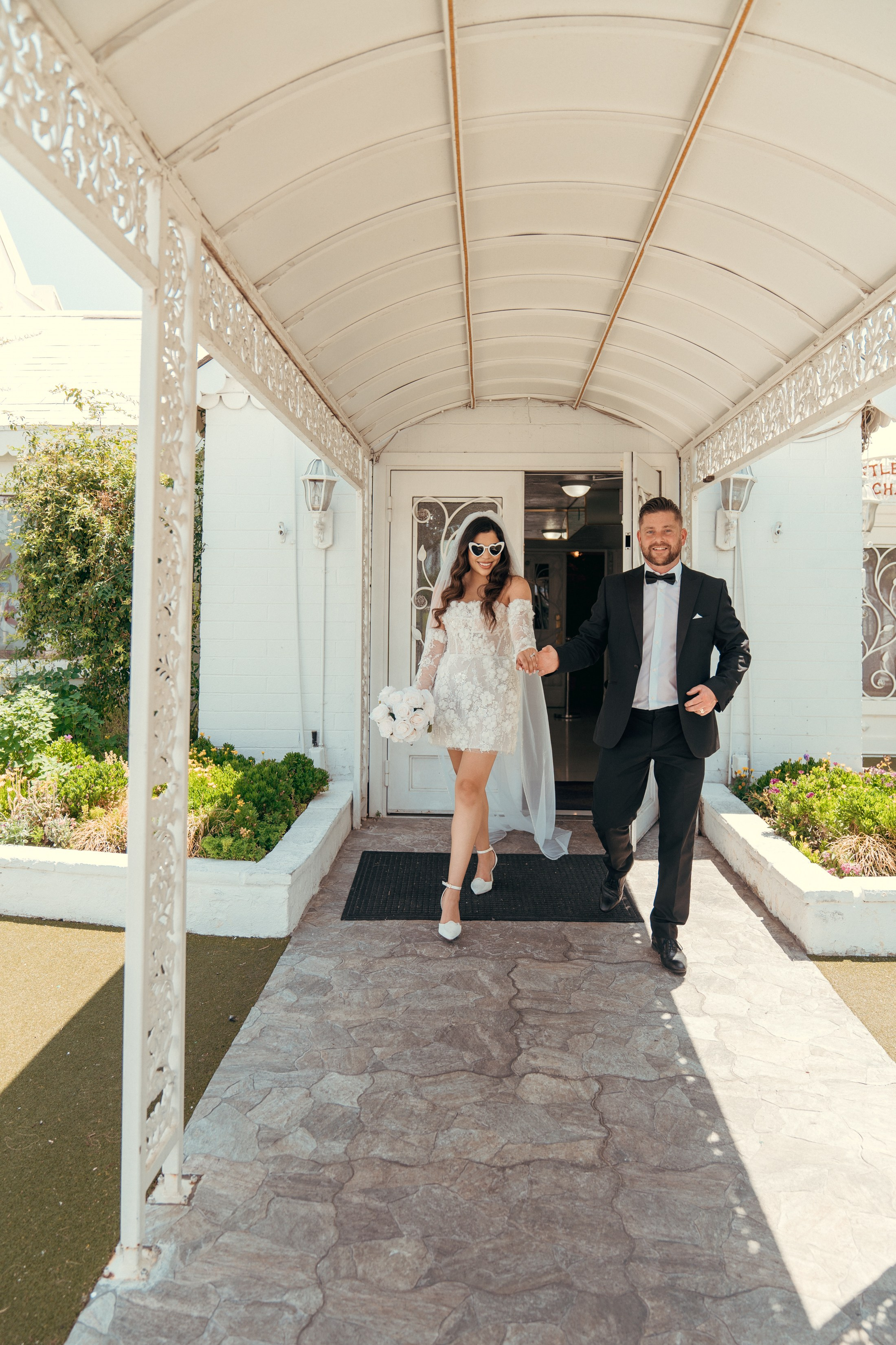 Sara&John. Wedding & elopement photographer Viktoriya Kravtsov. Las Vegas