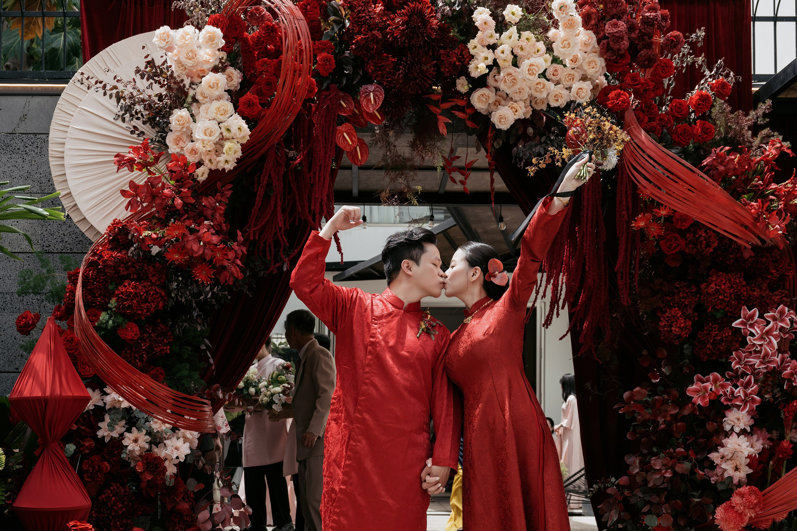 YEN LINH & HOANG QUY / Wedding Ceremony. Nhiếp ảnh gia đám cưới hàng đầu tại Thành Phố Hồ Chí Minh