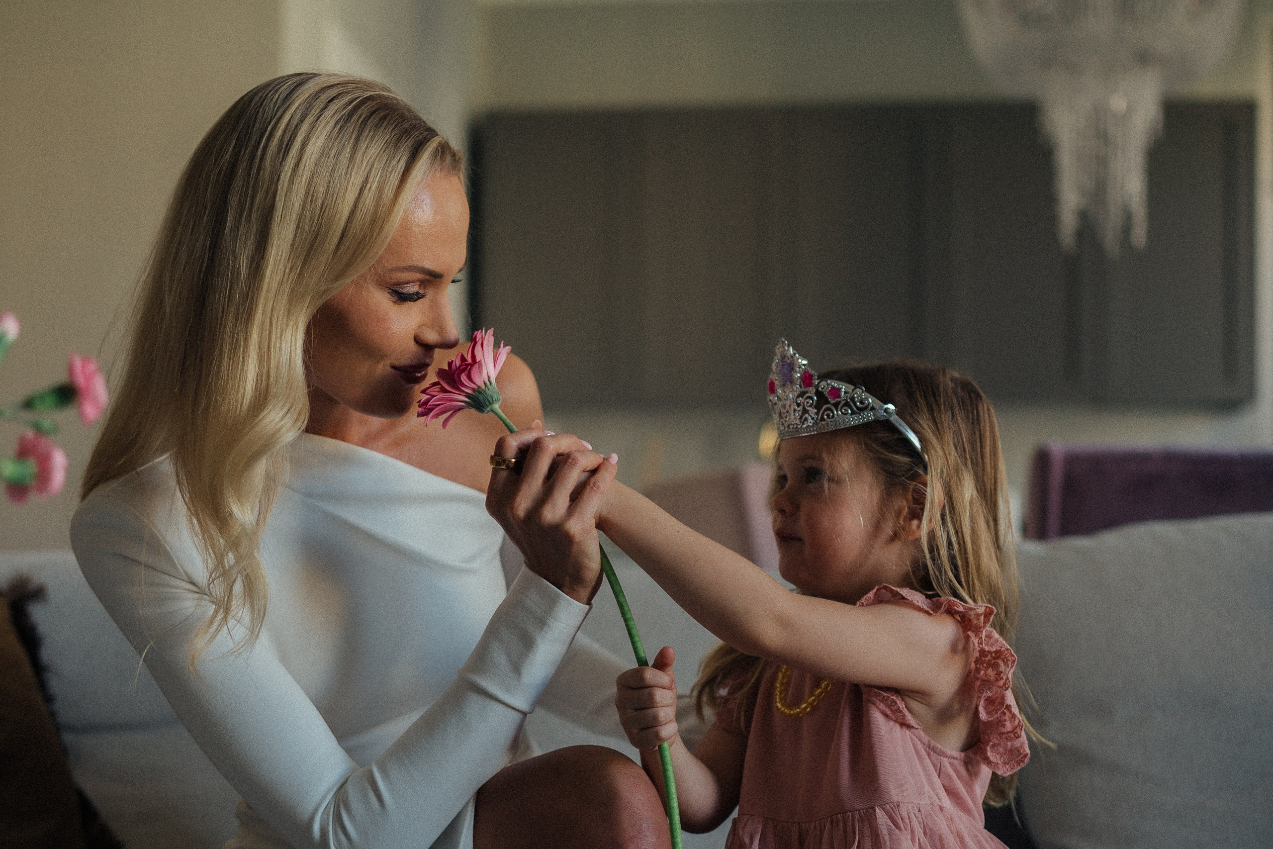 L&H. Wedding and potrait photographer in Helsinki Vickan O