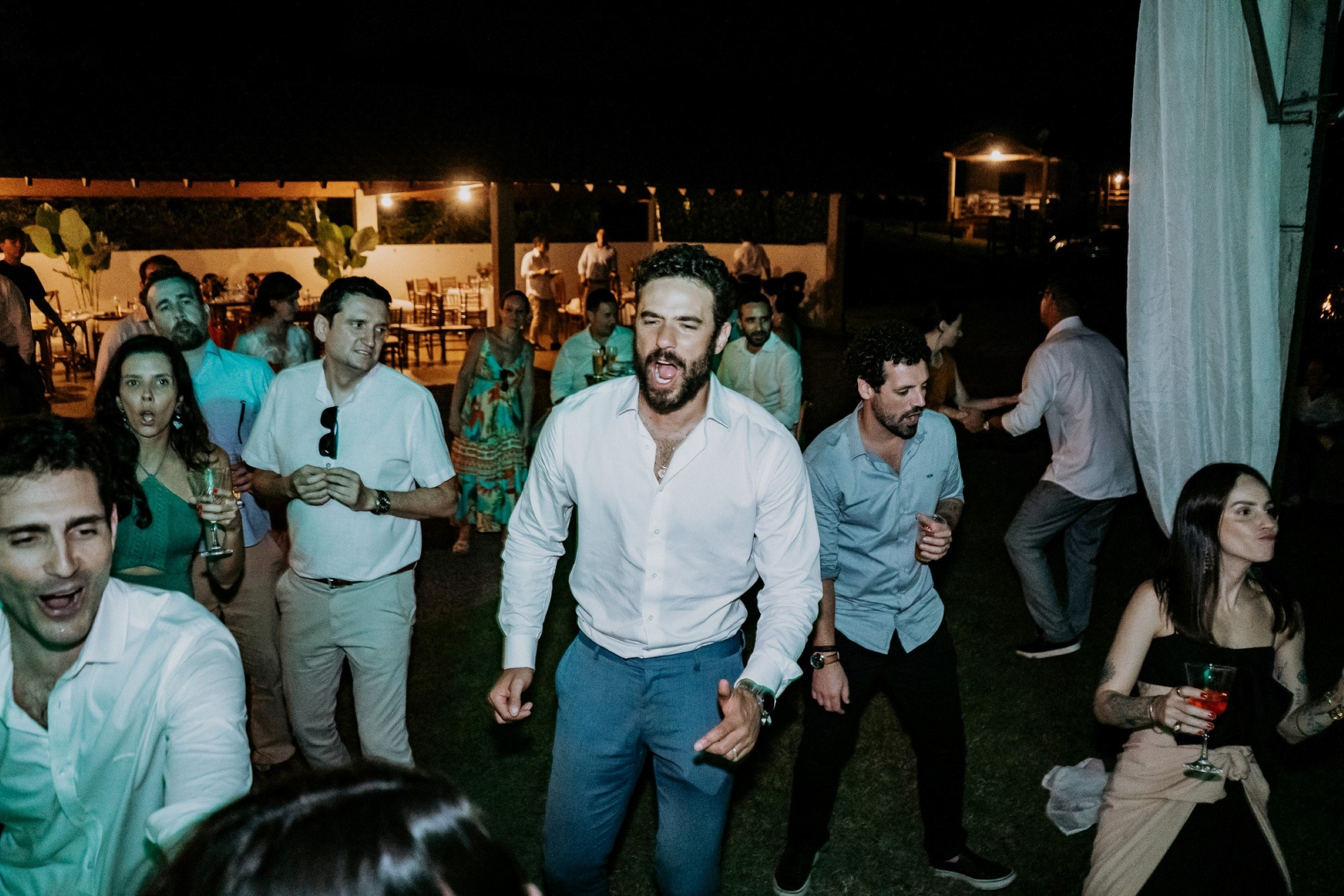 Casamento Candida e Guilherme — Minas Gerais. Fotógrafo de casamento e Filmmaker de casamento