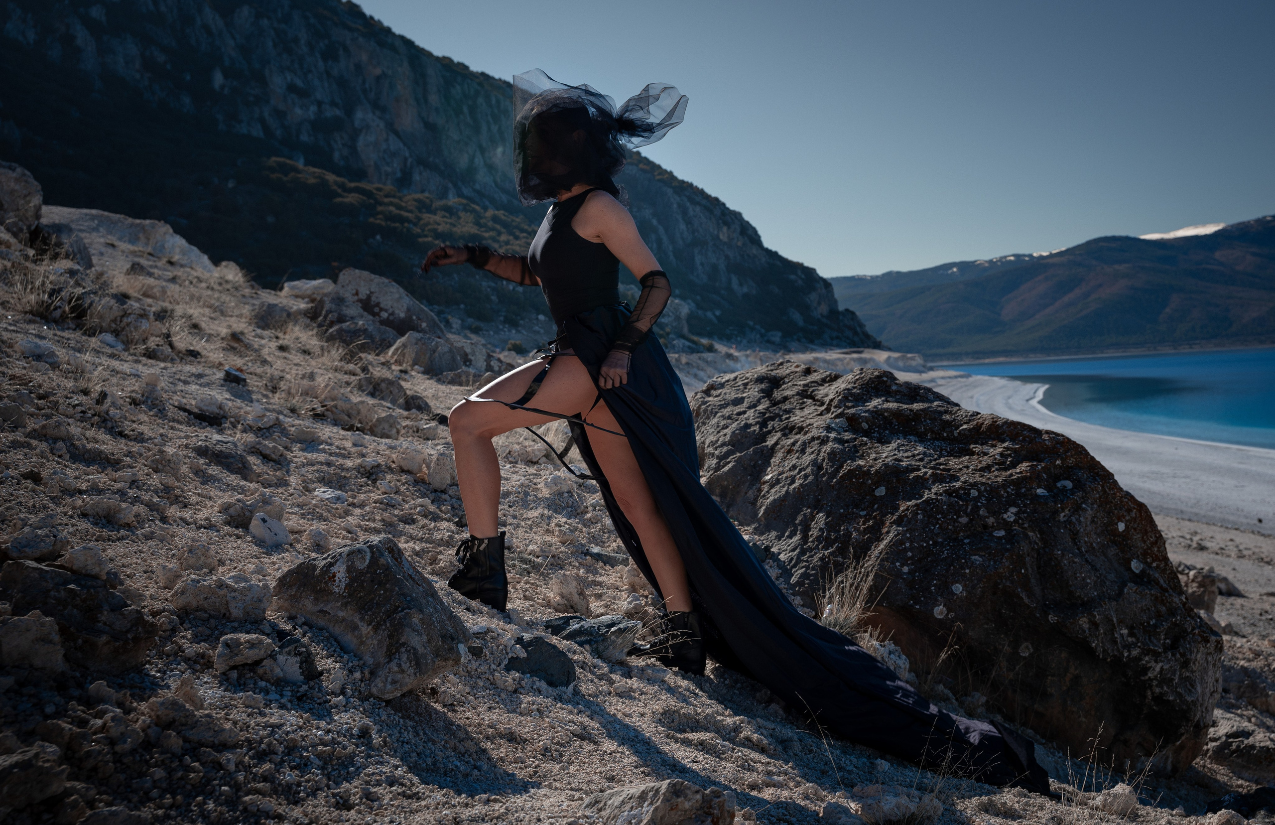 SALDA LAKE. UNRATED PHOTO