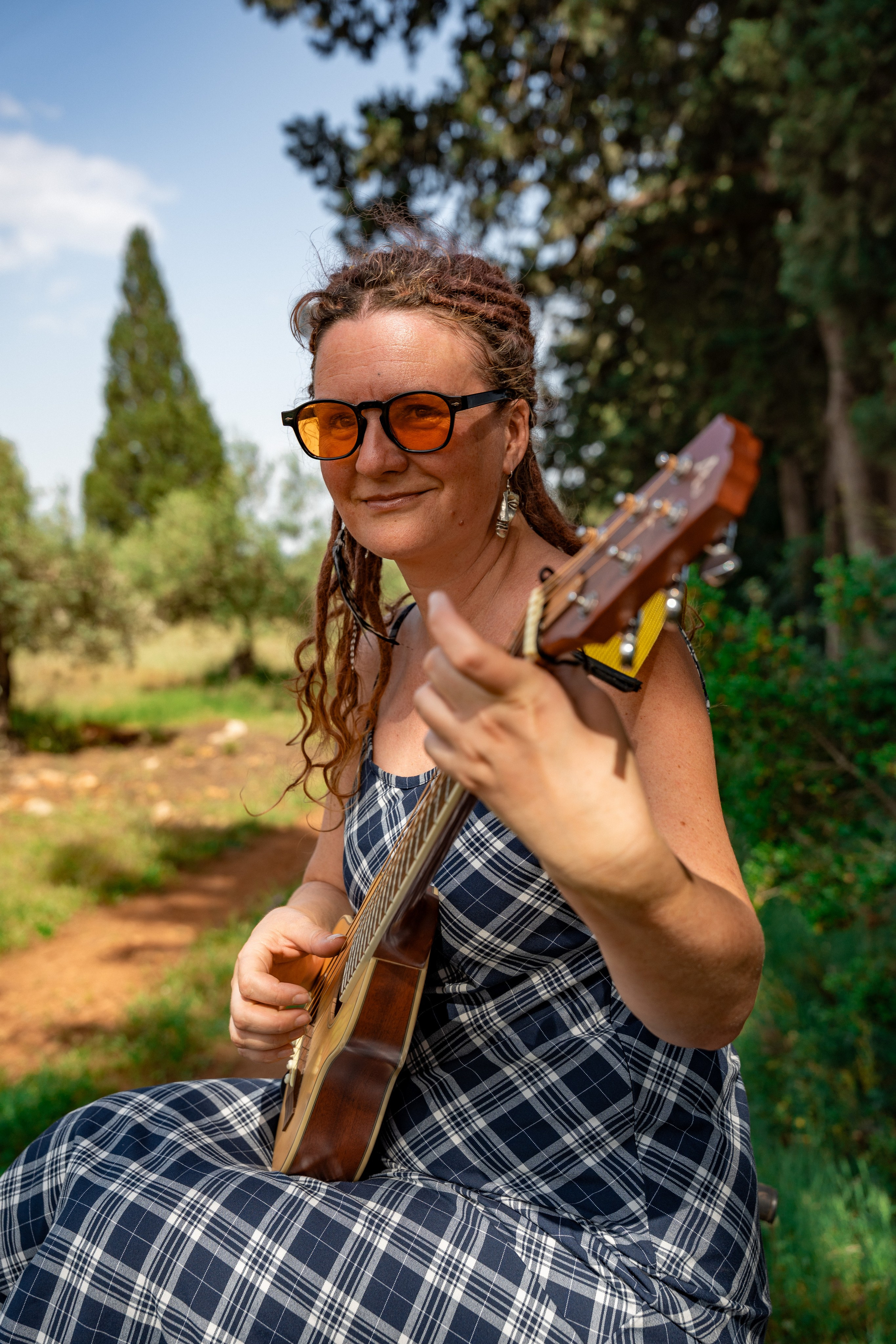 LIKA (ZEYTIN PARK). UNRATED PHOTO