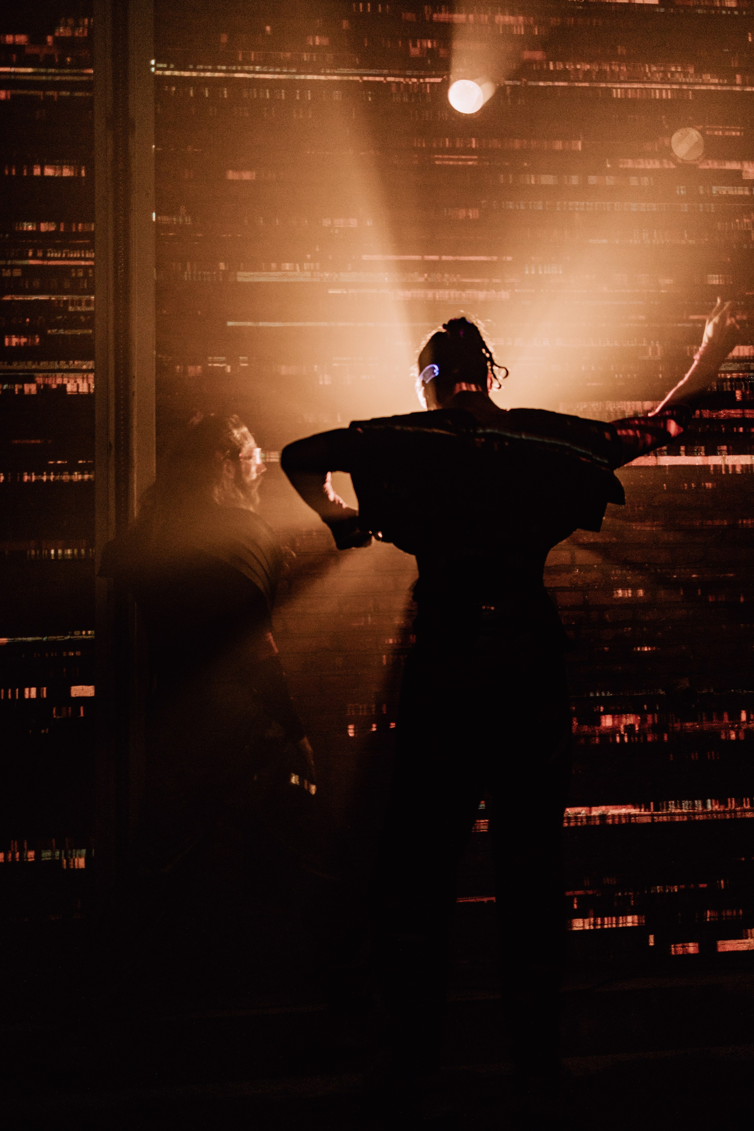 /ENGINE/ MULTIMEDIA INSTALLATION / CURIOSITY MEDIA LAB. Tim Katerinko — Visual Storytelling for Brands, Culture & Events