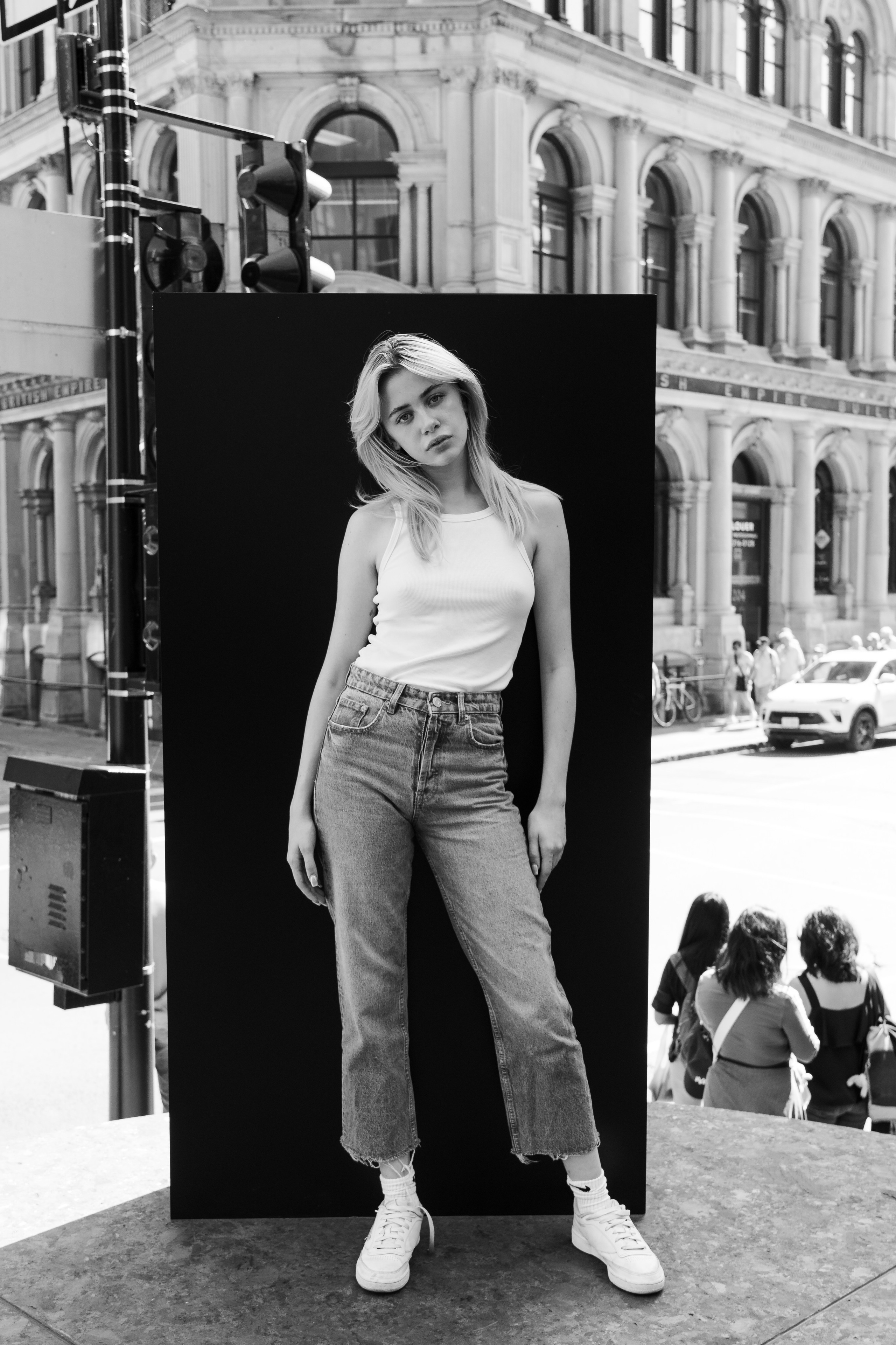 Fashion and Commercial. Production Services NV Visual