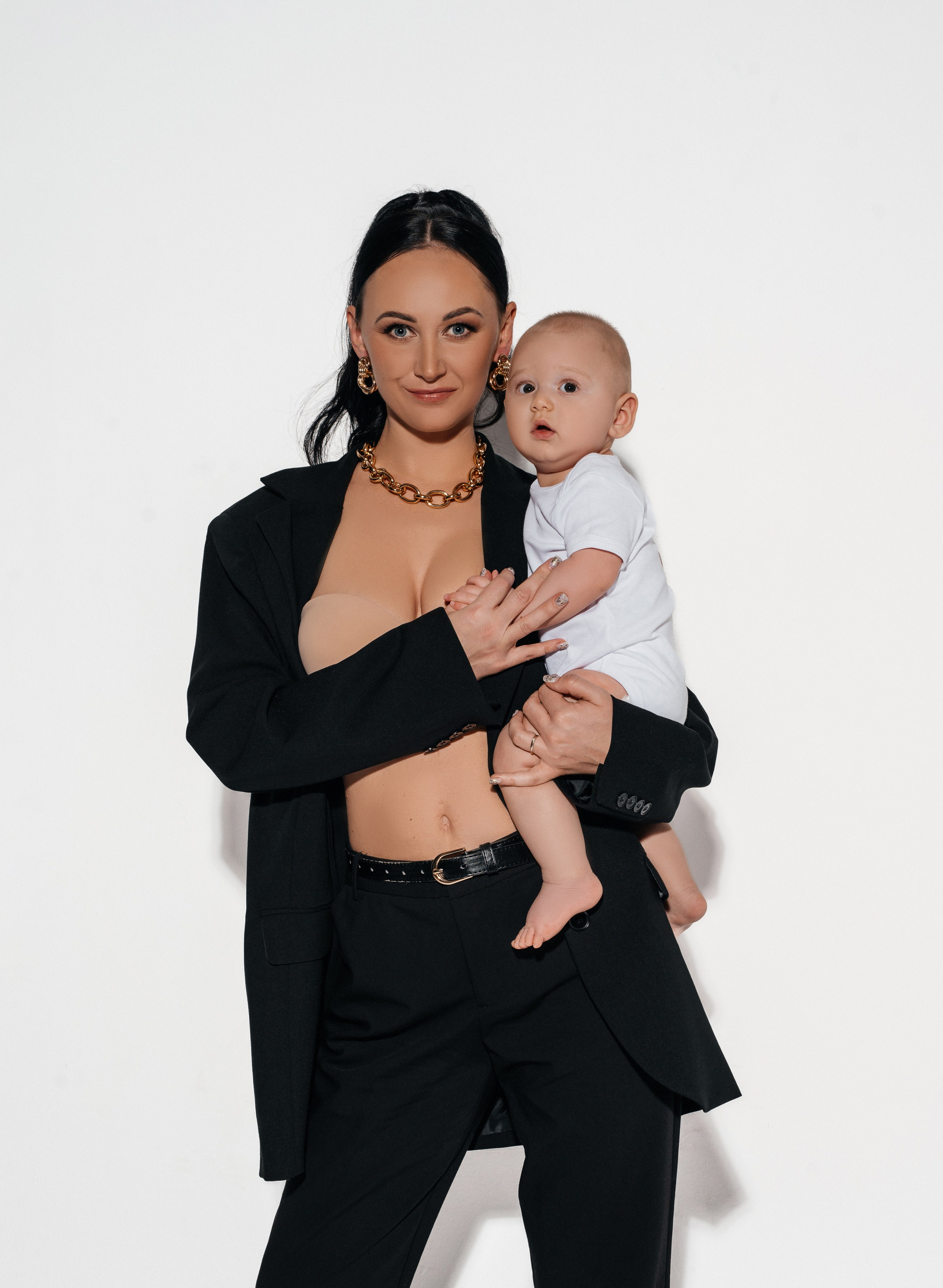 Patrisia & Patrik. Krása tehotenstva v objektíve — Maria Milosovic, tehotenská fotografka