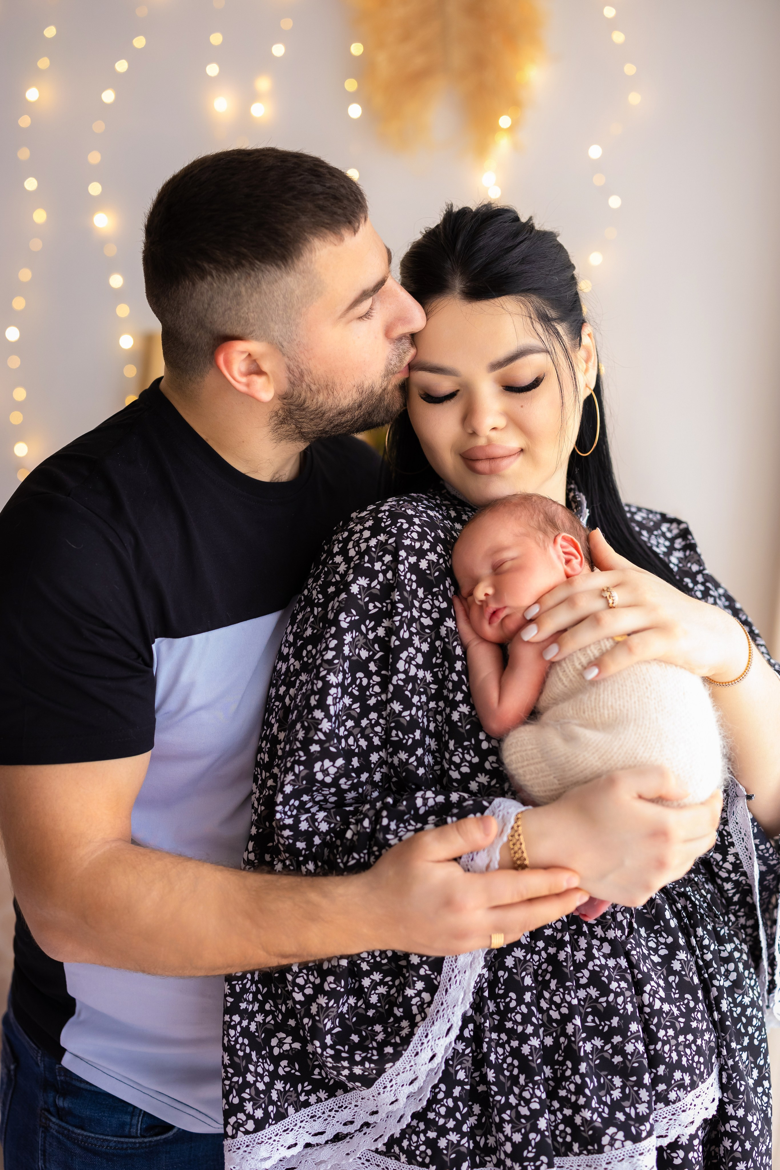 Nounascuti. Fotograf de familie la Ungheni și Reggio-Emilia, Alessia Slivca