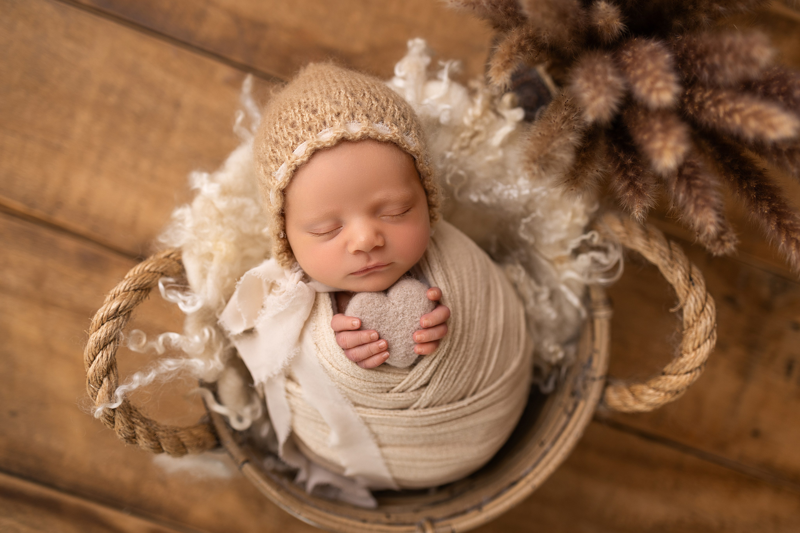 Neugeborene. Neugeborene- Schwangerschaft- und Kinder Fotografin in Lehre