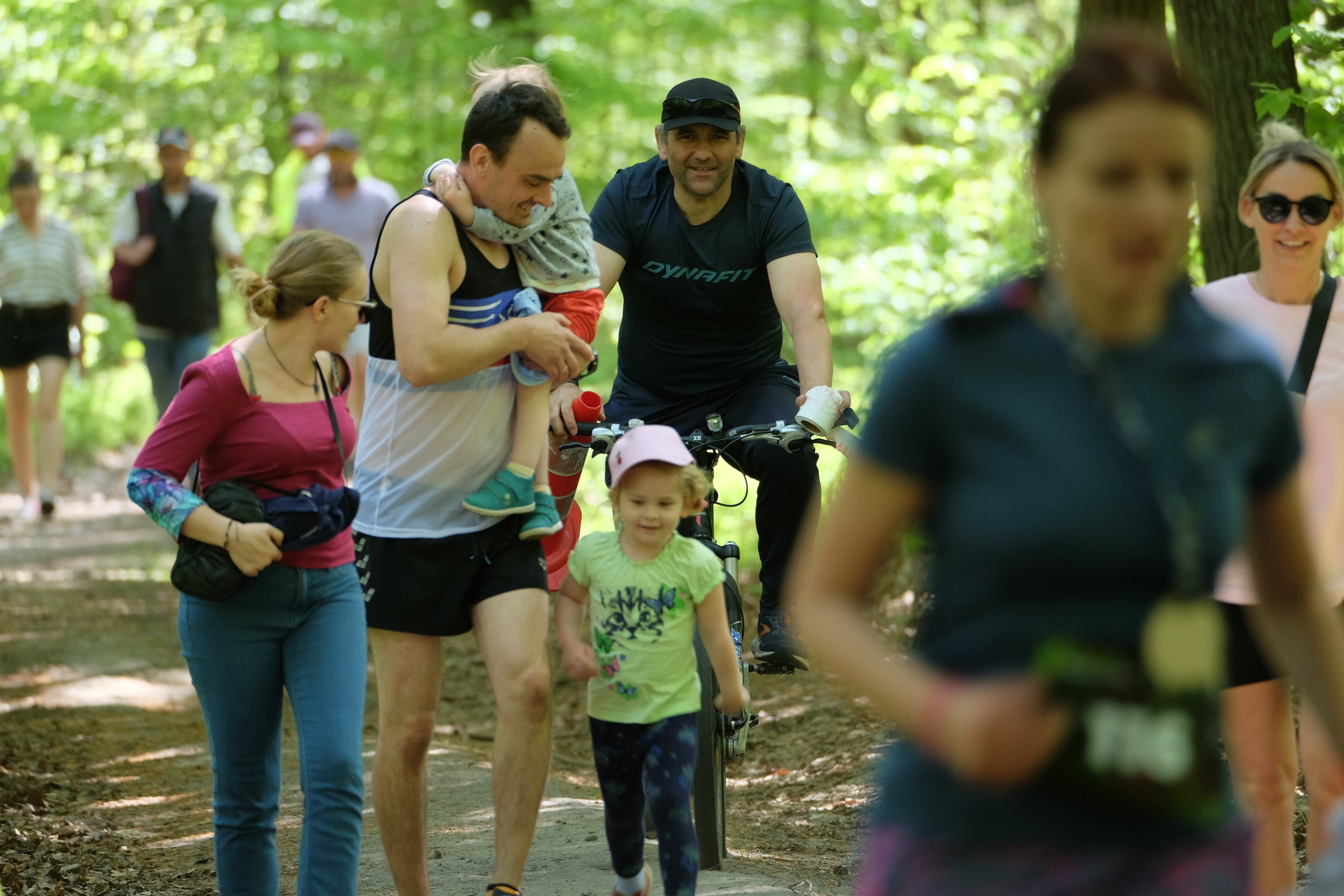Aleksandryjska Piątka po lesie. Main