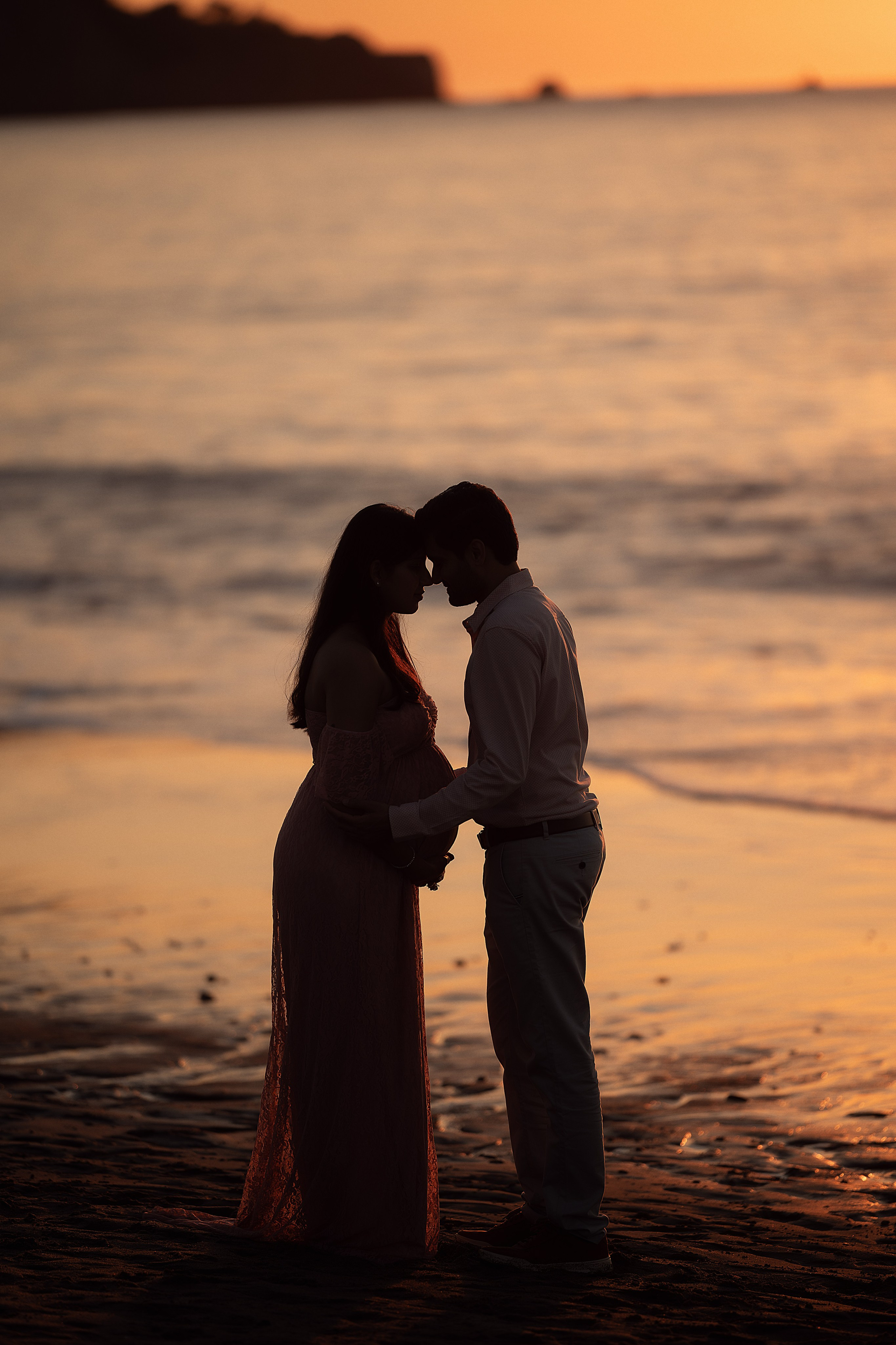 FAMILY & MATERNITY PHOTOGRAPHY. Couples & Families photographer in Bay Area, San Jose, California