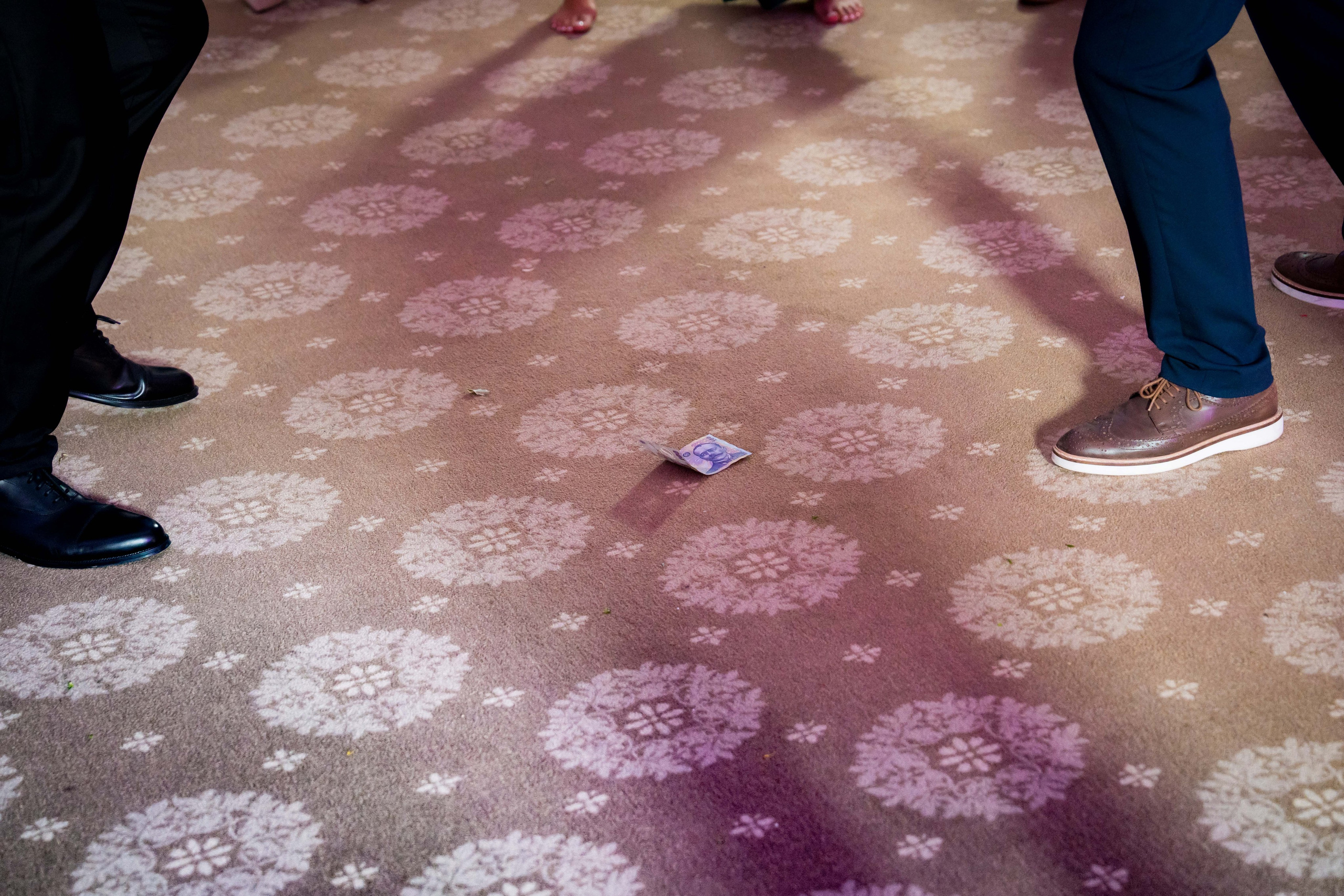 PARTY. Gabriel Florea — Fotograf nuntă București