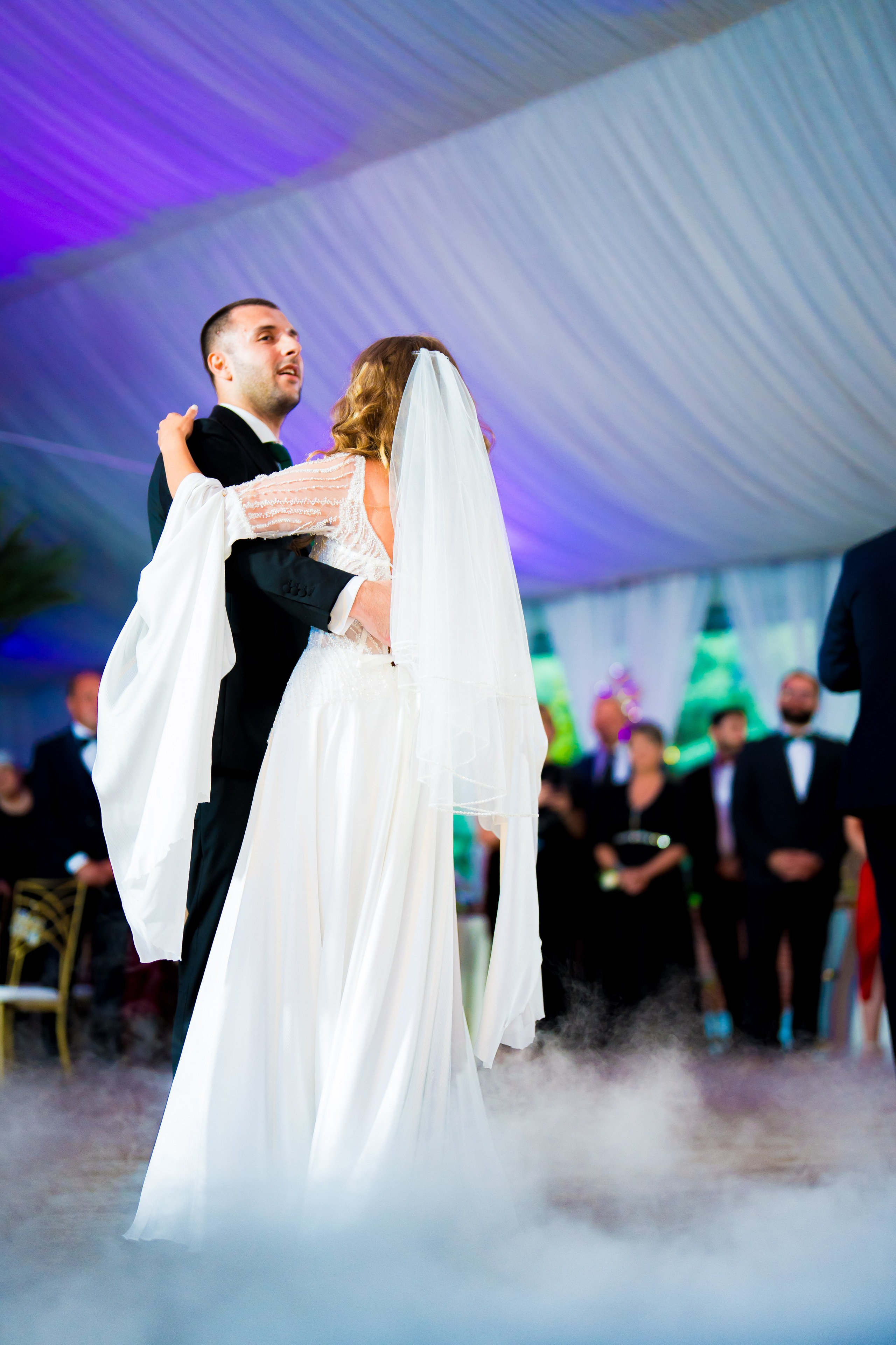 PARTY. Gabriel Florea — Fotograf nuntă București