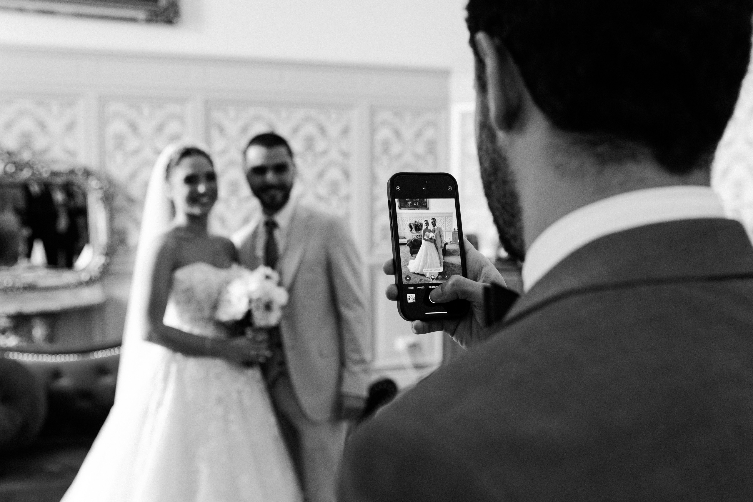 Chloe & Romeo. Photographer in Paris