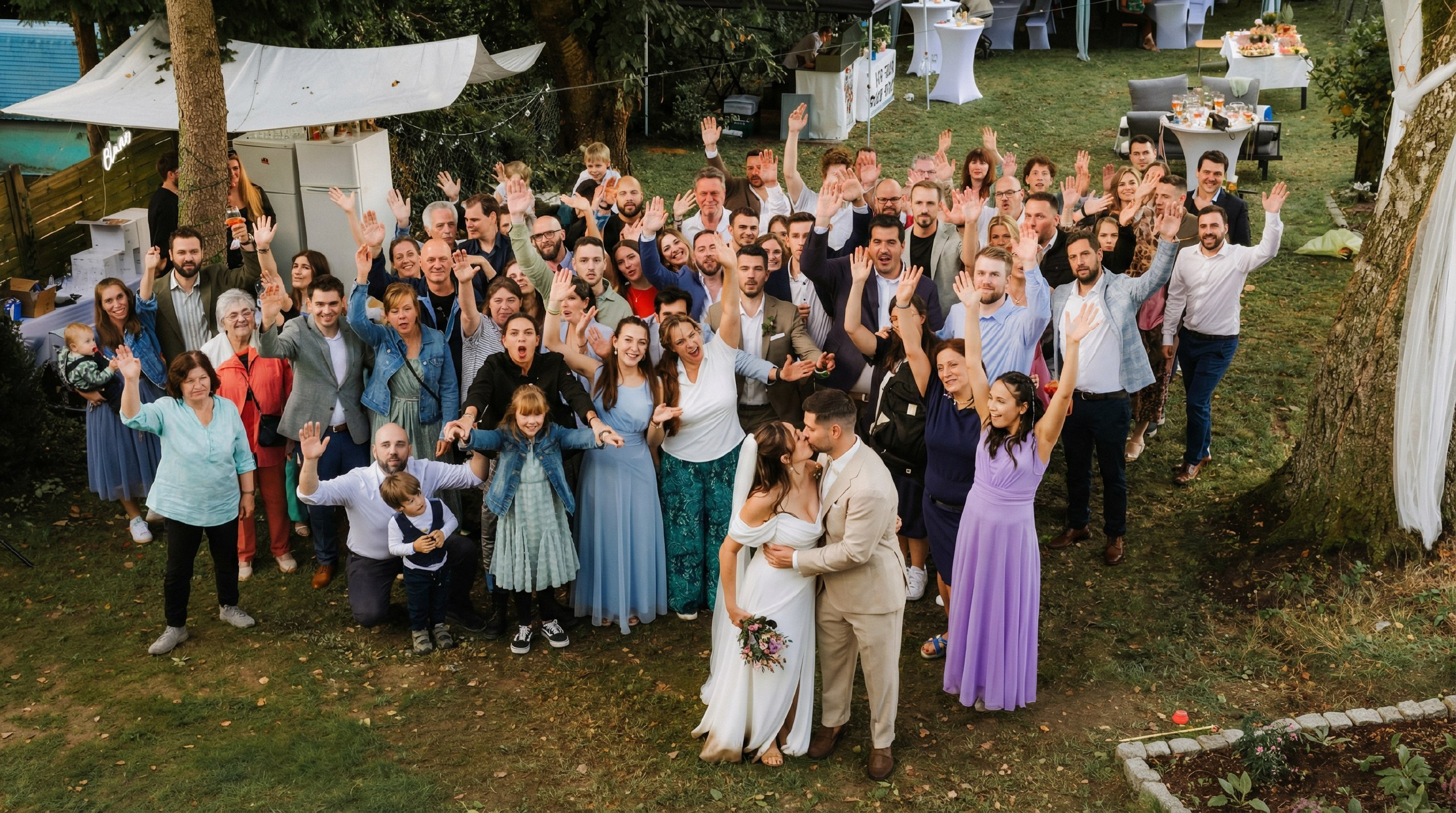 Gruppenfotos auf der Hochzeit: Tipps für authentische Erinnerungen. Hochzeitfotografin Düsseldorf, NRW Nadja Holzmann