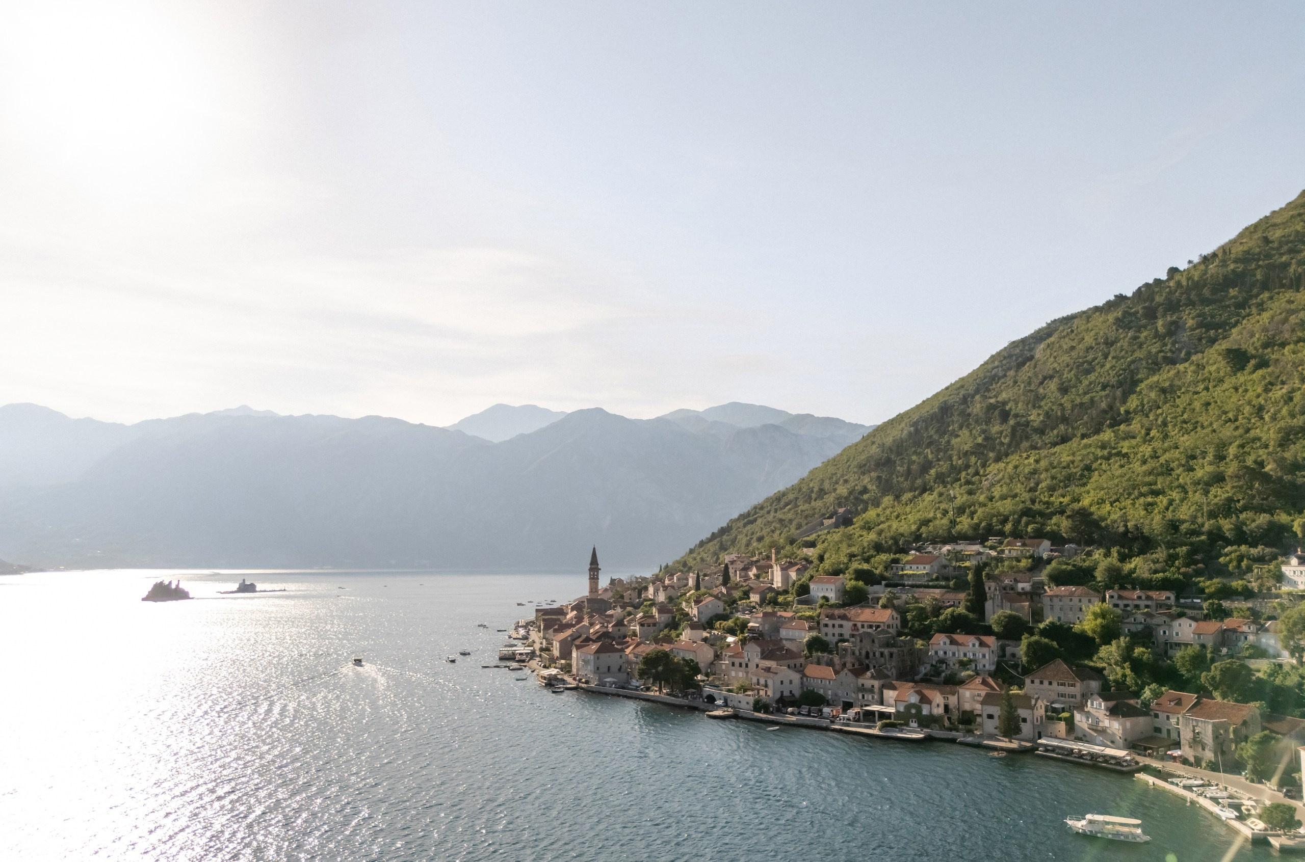 Perast Engagement Photoshoot. Bryllupsfotograf og videograf i Montenegro | Maria & Vasilii