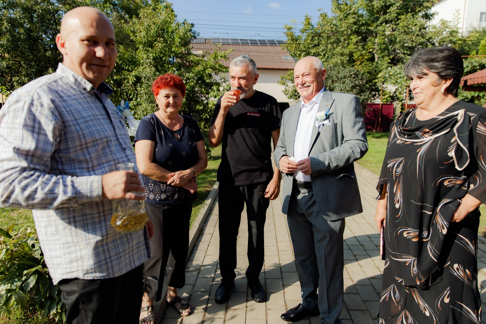 Mihai & Oana. Servicii foto-video profesionale, pentru momente de neuitat