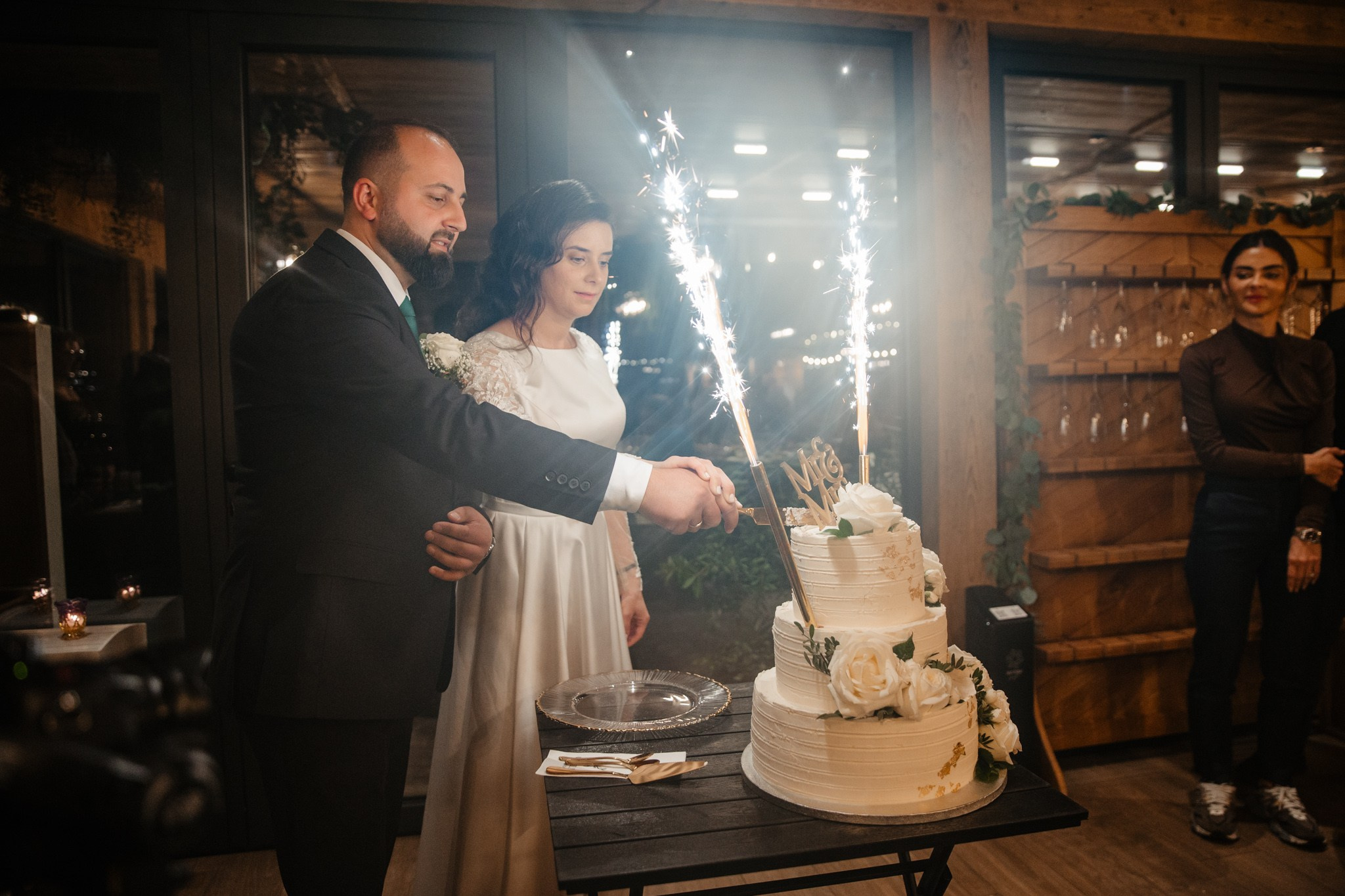 Nunta de Poveste la Sucevița: Cristi și Andreea. Servicii foto-video profesionale, pentru momente de neuitat