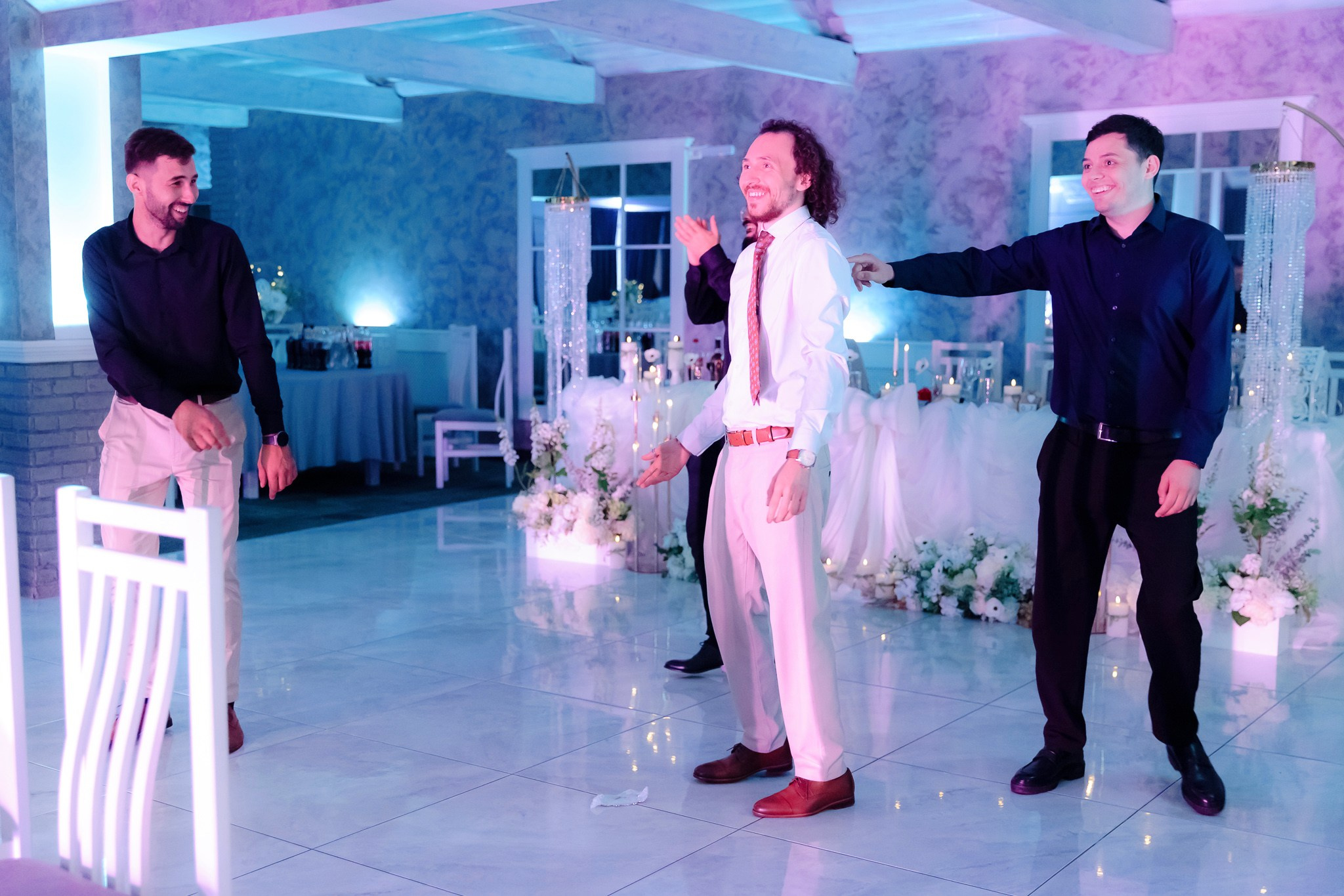 Ioana & Ionuț | Nuntă de poveste la Păstrăvăria Poiana din Mălini județul Suceava. Servicii foto-video profesionale, pentru momente de neuitat