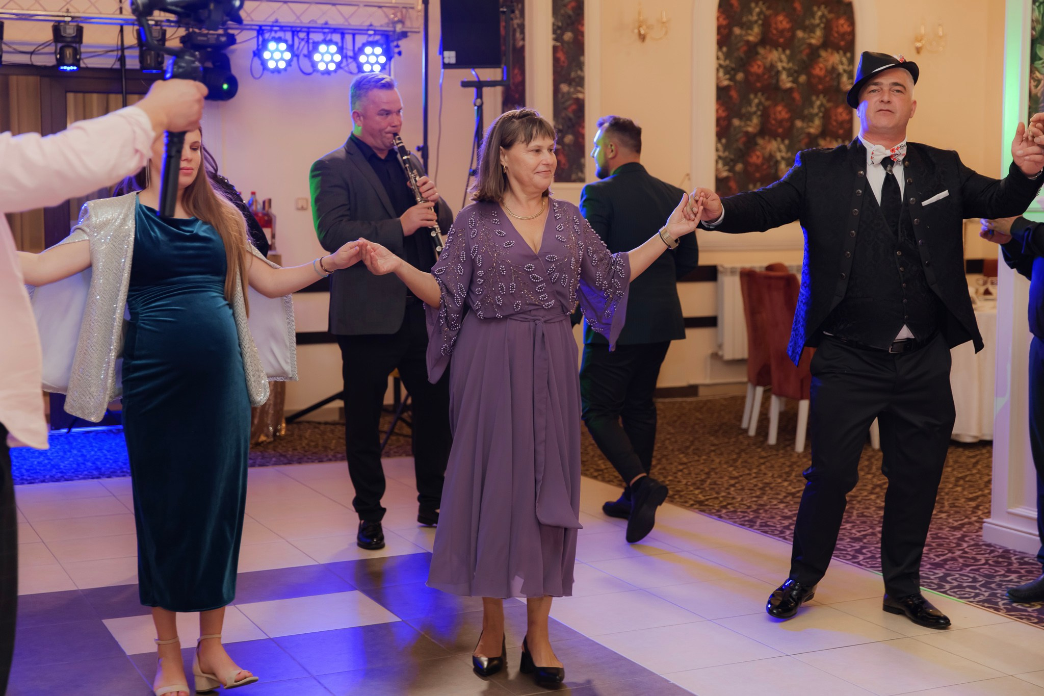 Mihai & Oana. Servicii foto-video profesionale, pentru momente de neuitat