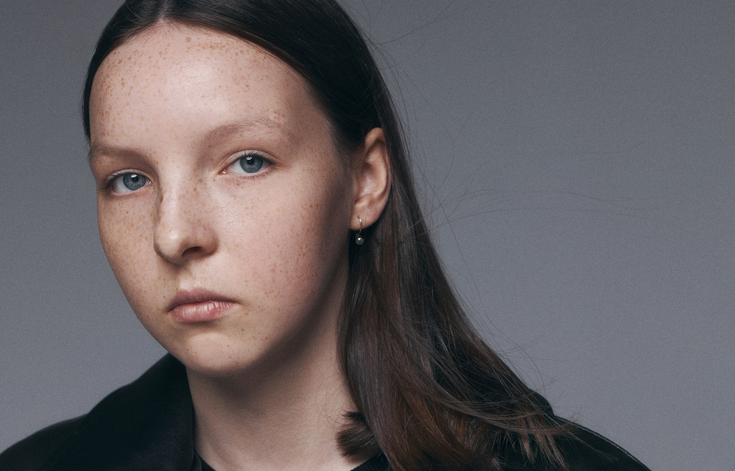 Model Test. Commercial photographer in Prague Razmaev Vadim