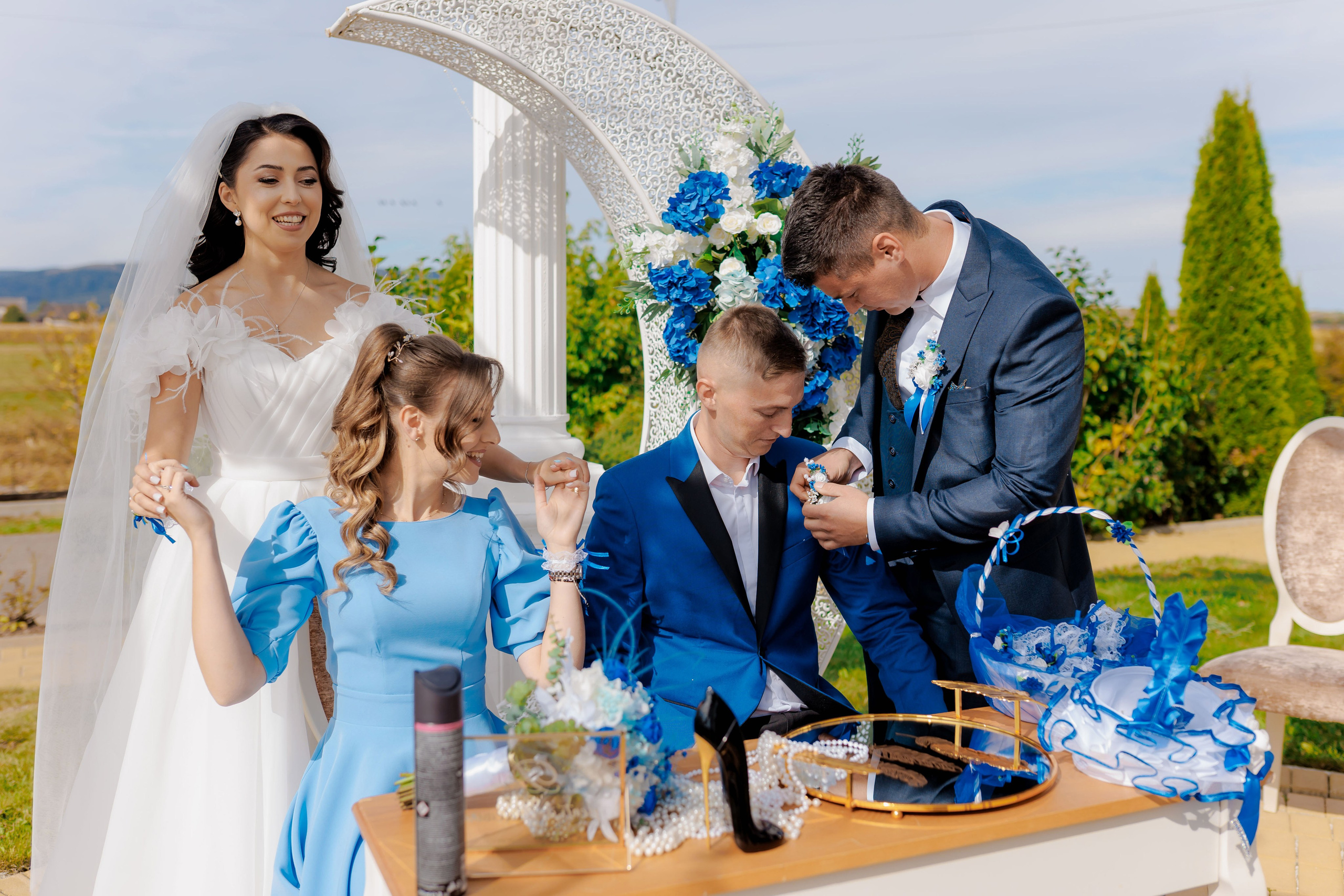 Loredana & Emilian – Ziua Nunții | Videografie - fotografie Botez Suceava, Iași, Botoșani. Servicii foto-video profesionale, pentru momente de neuitat