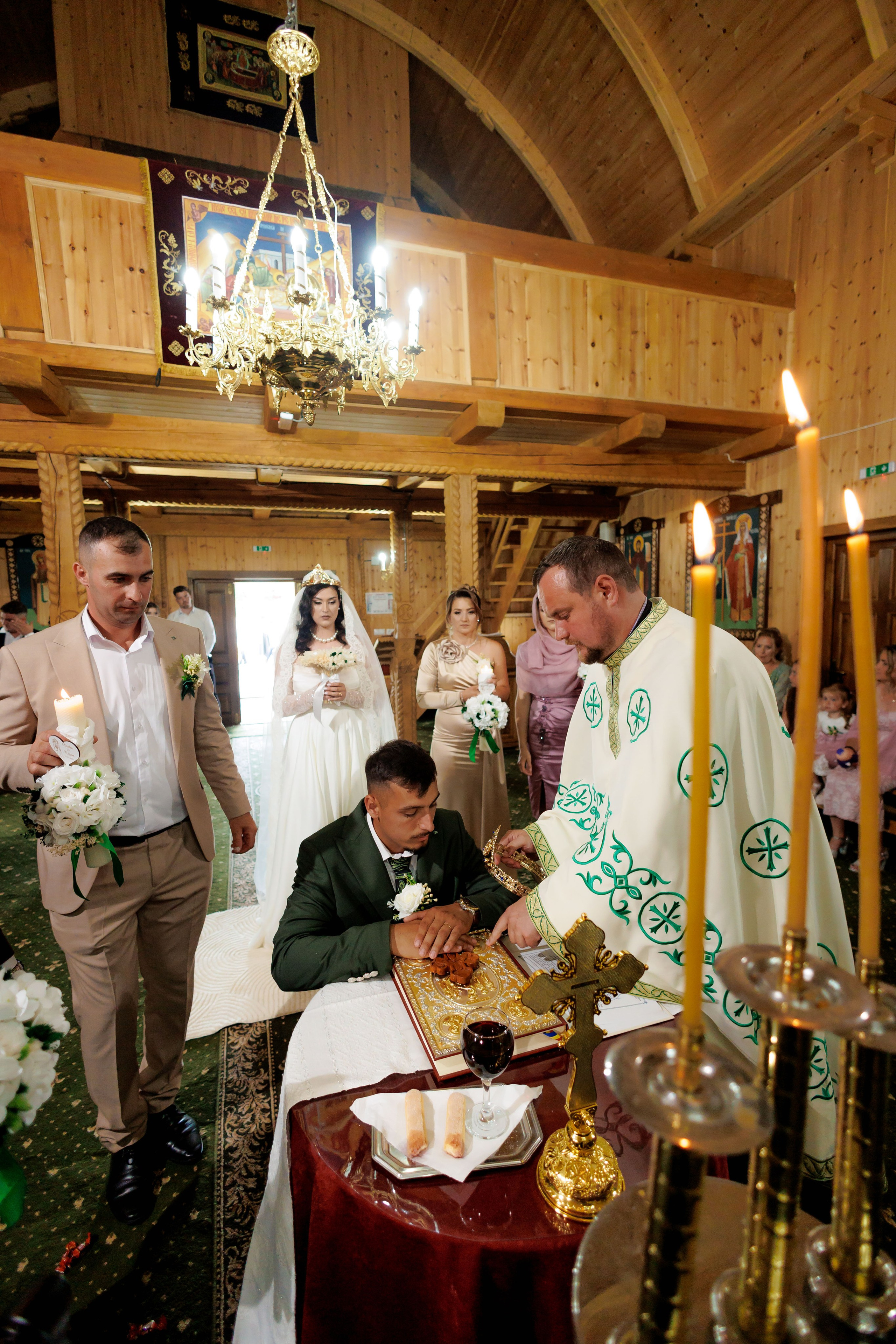 Nunta Nicoleta & Răzvan | Fotografie & Videografie Profesională. Servicii foto-video profesionale, pentru momente de neuitat