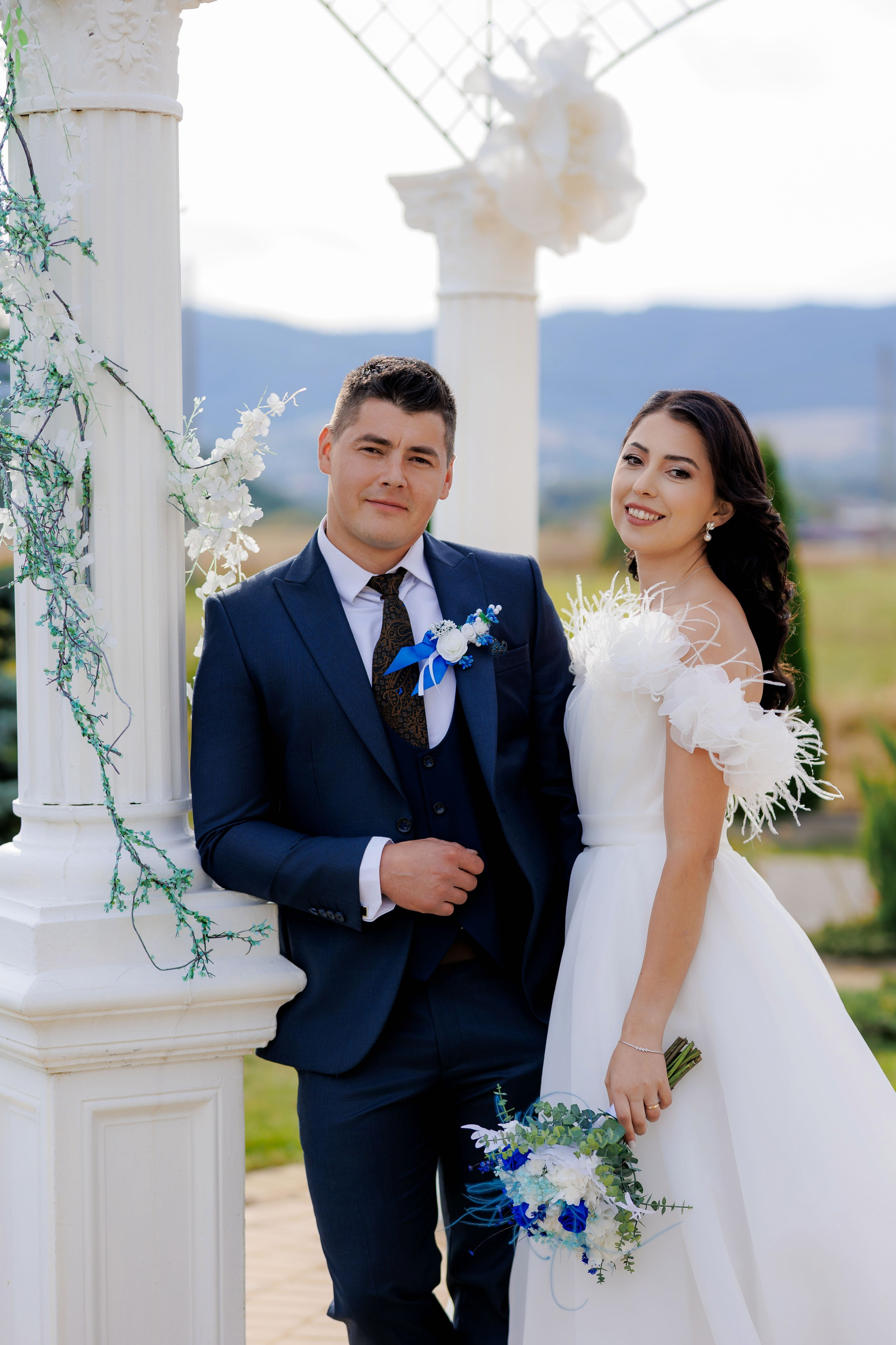 Loredana & Emilian – Ziua Nunții | Videografie - fotografie Botez Suceava, Iași, Botoșani. Servicii foto-video profesionale, pentru momente de neuitat