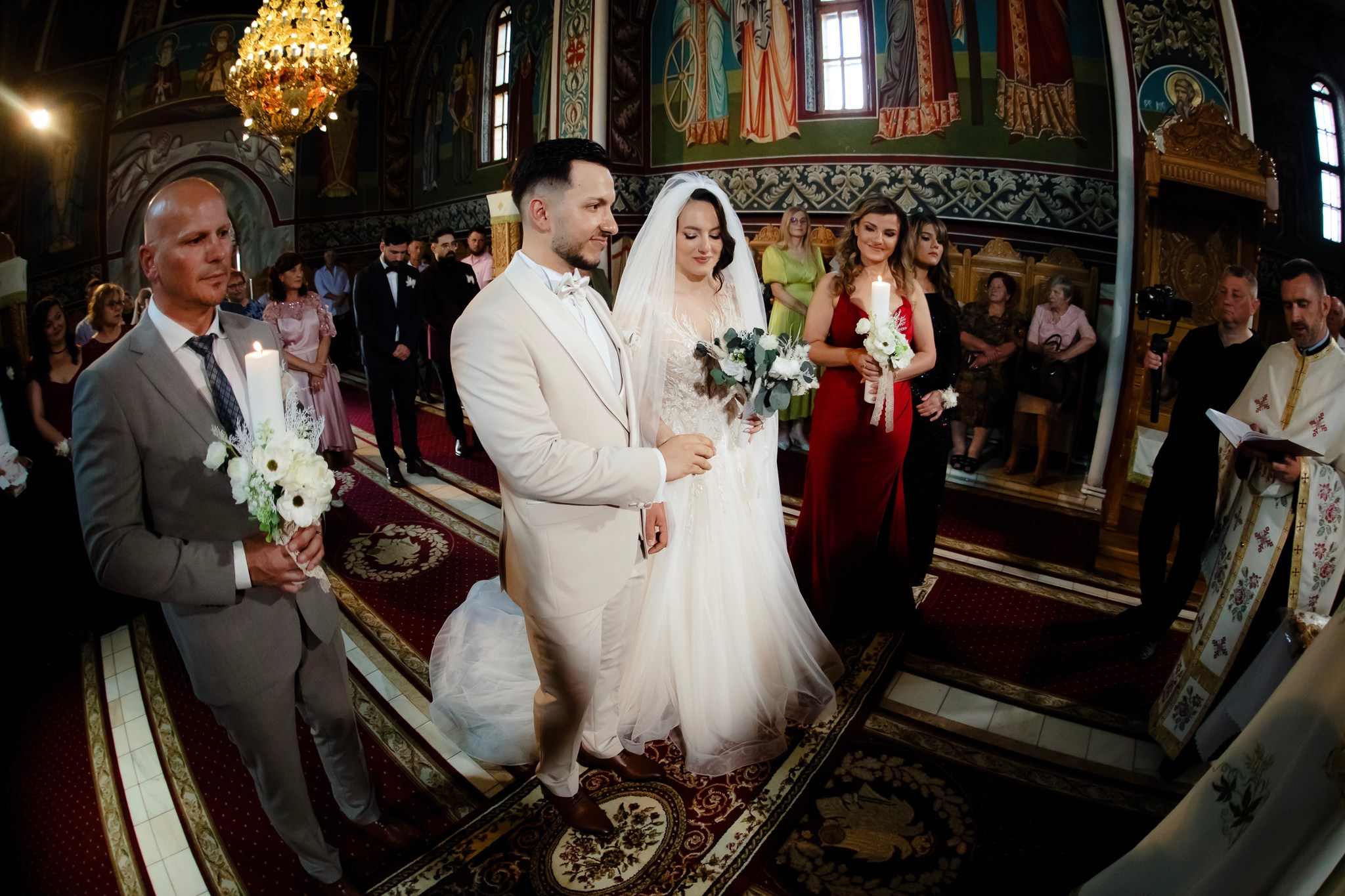 Ioana & Ionuț | Nuntă de poveste la Păstrăvăria Poiana din Mălini județul Suceava. Servicii foto-video profesionale, pentru momente de neuitat