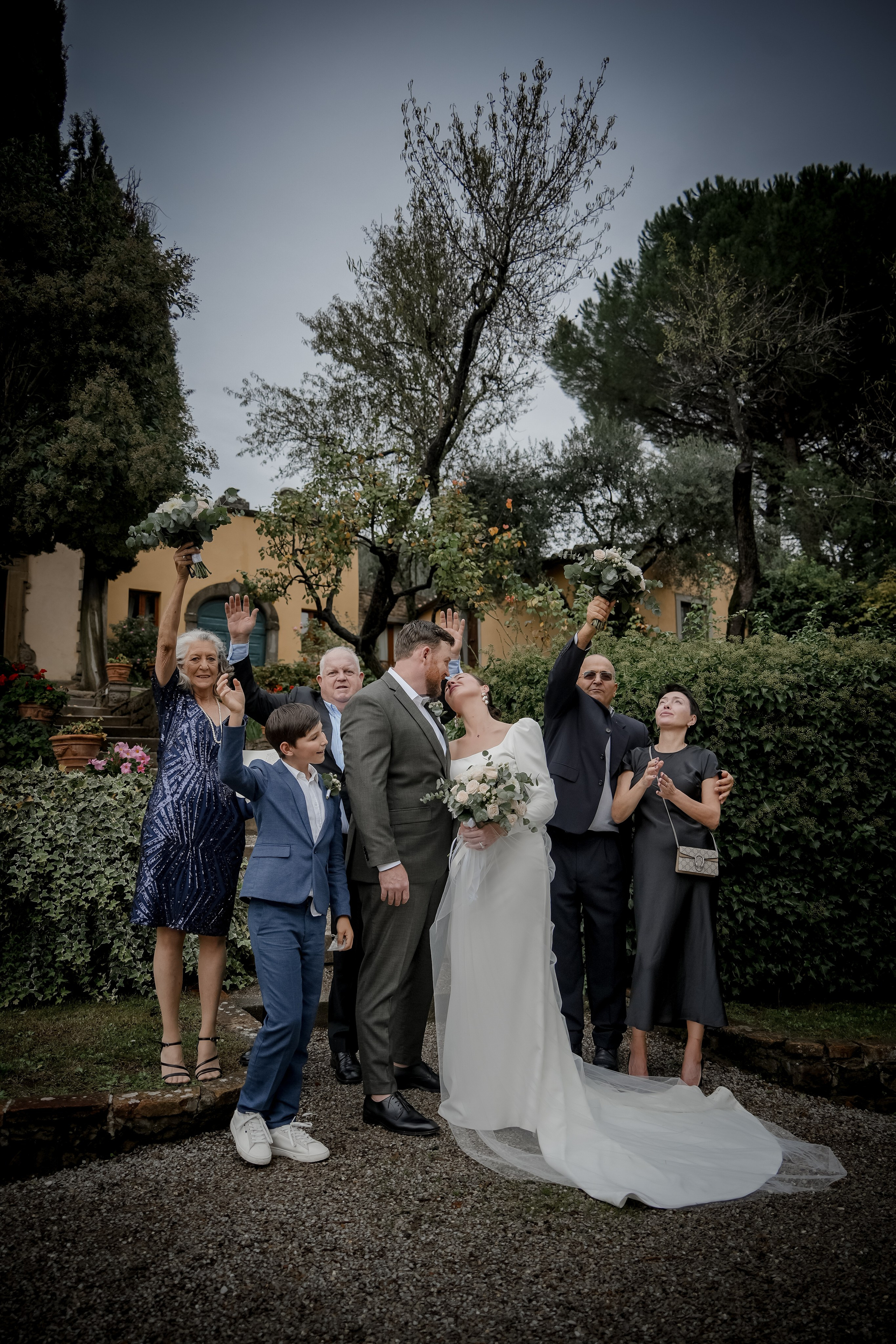 Elopment in Cortona. Villa Falconiere. Wedding Photographer in Italy